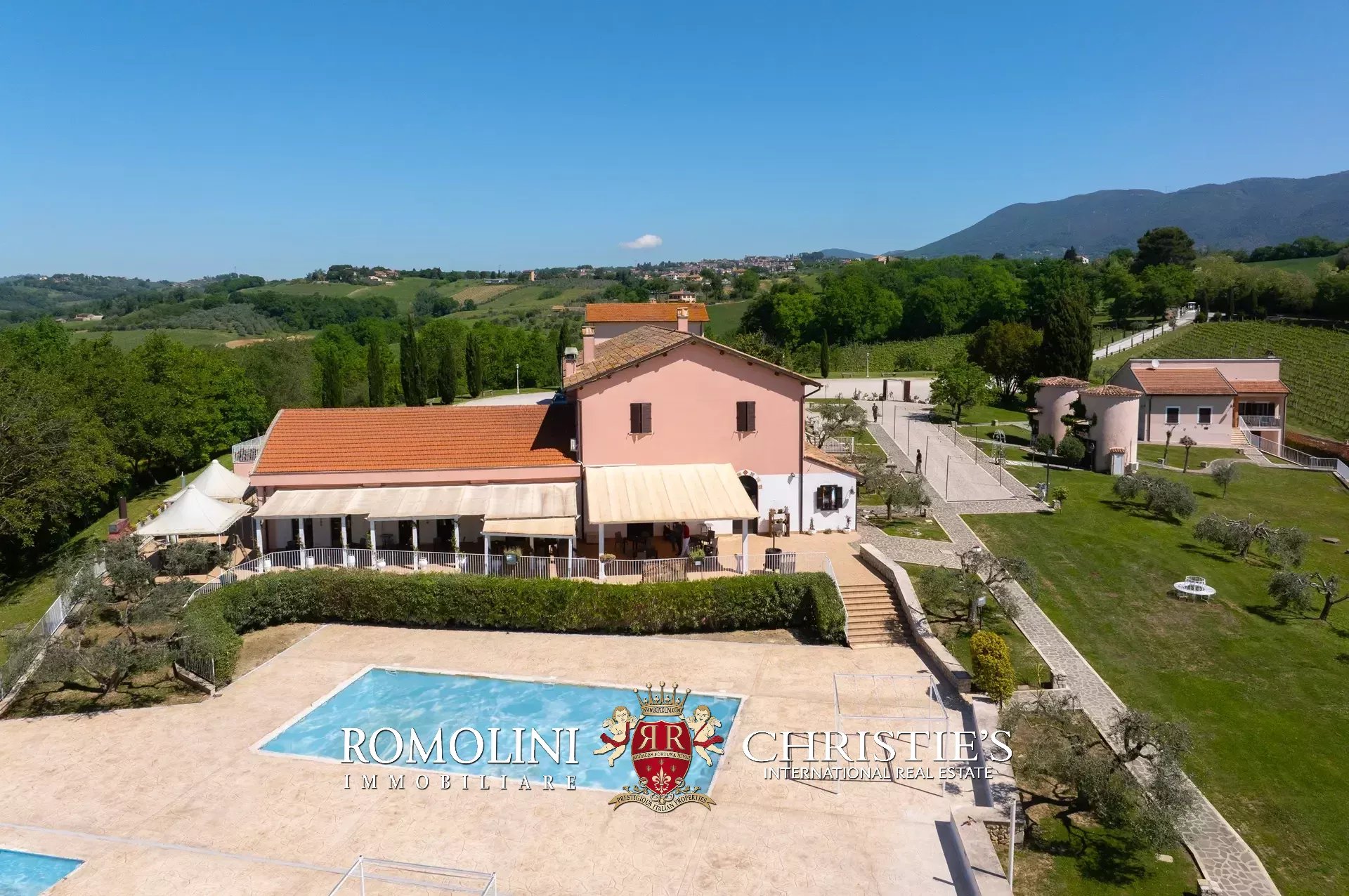 35 Bedroom Villa/Townhouse's Image 30
