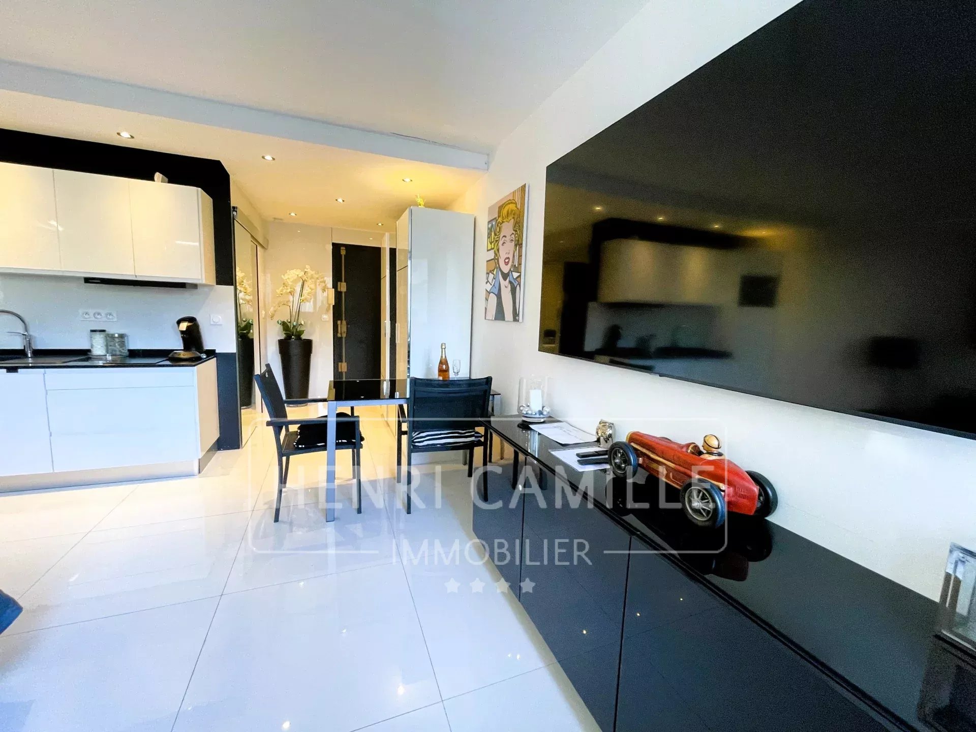 Agence immobilière de 