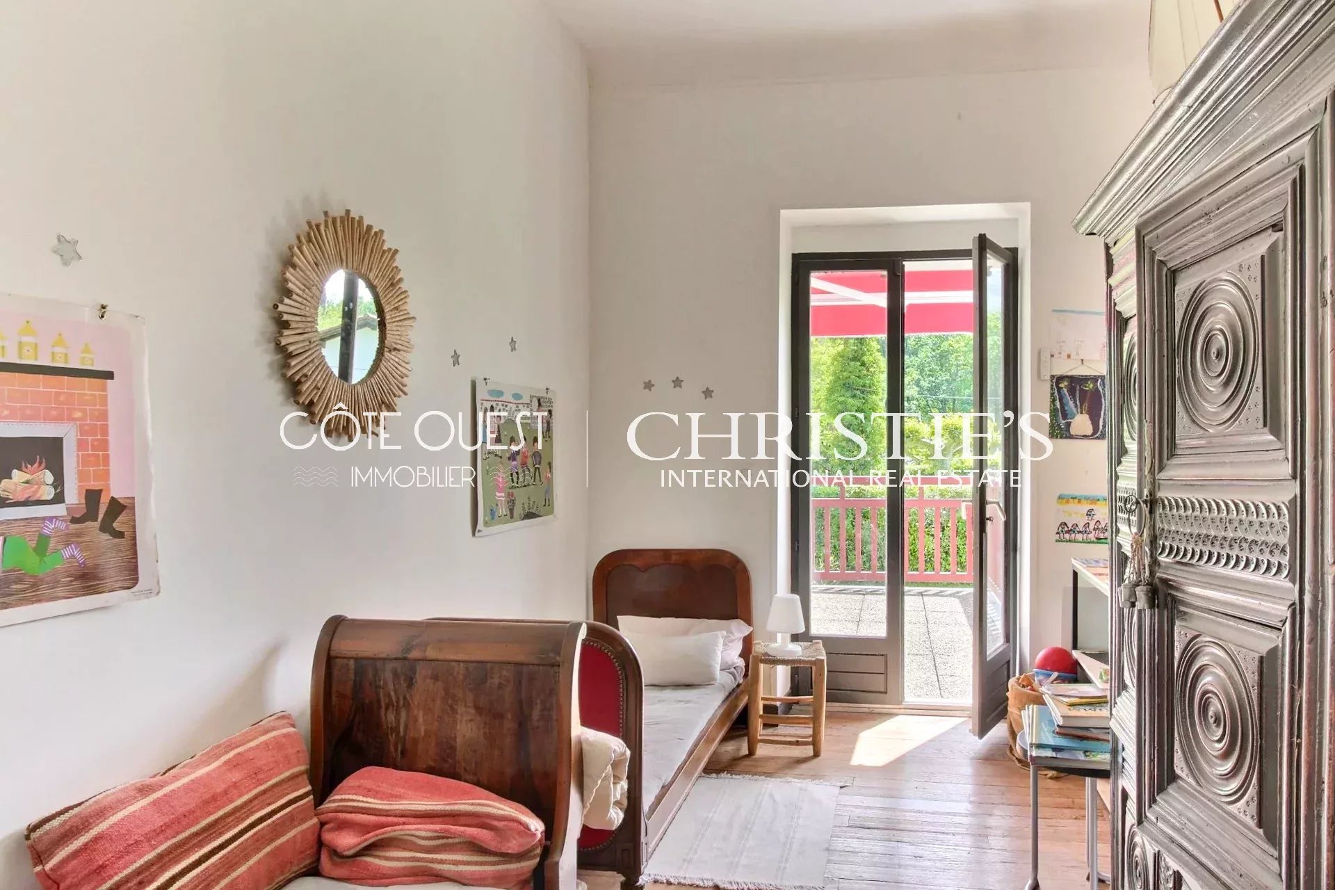 4 Bedroom Villa/Townhouse's Image 4