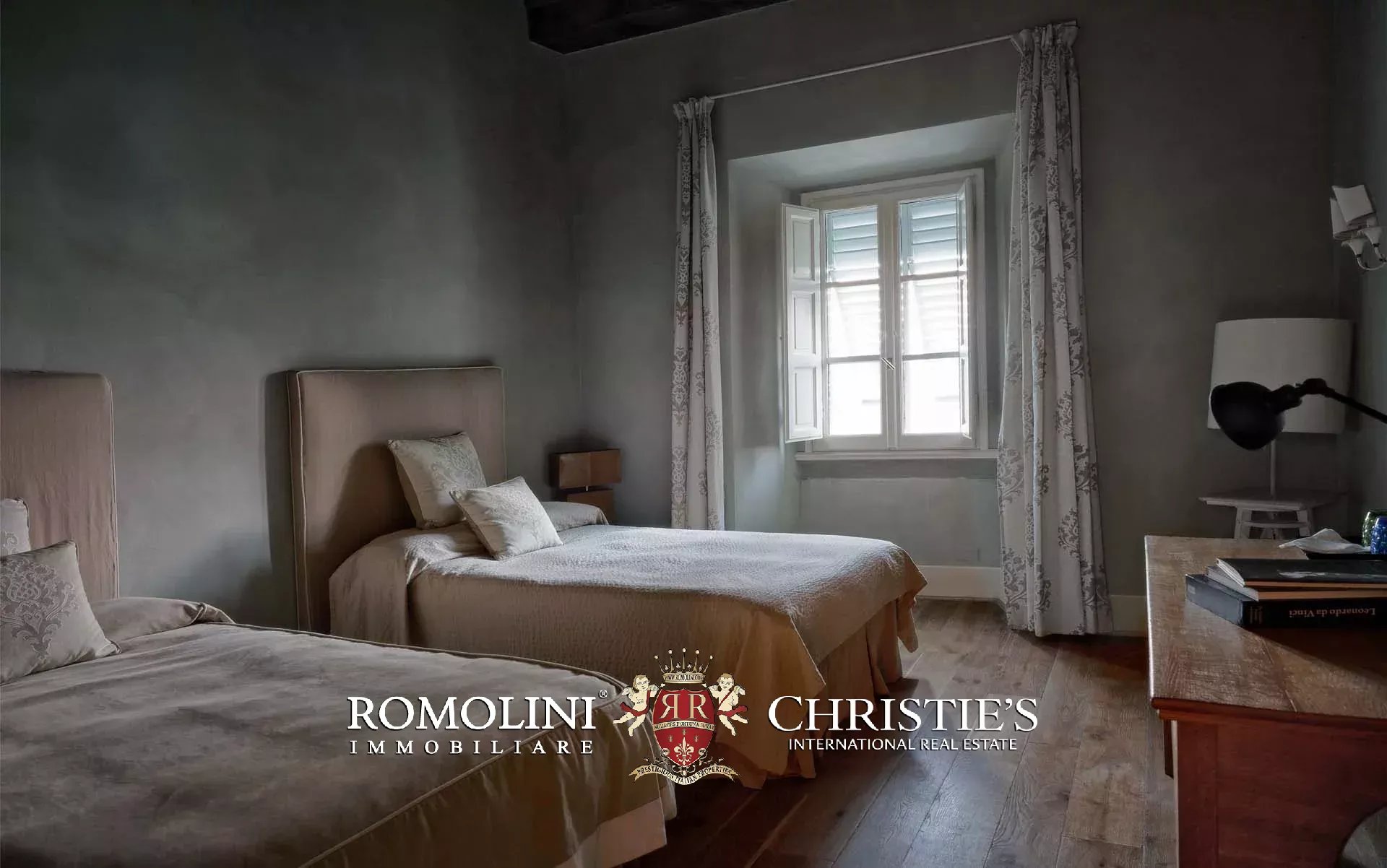 15 Bedroom Villa/Townhouse's Image 26
