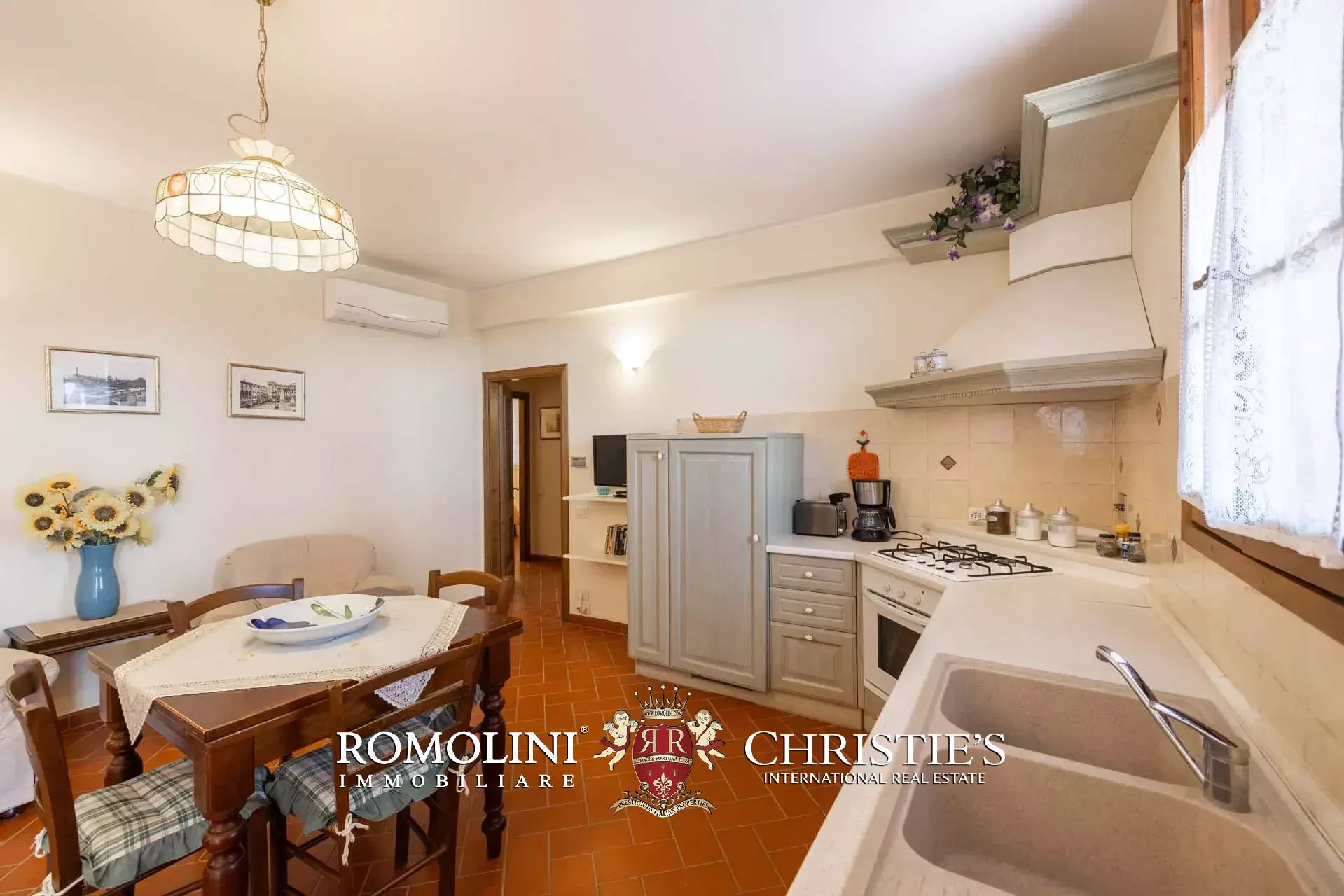 19 Bedroom Villa/Townhouse's Image 23