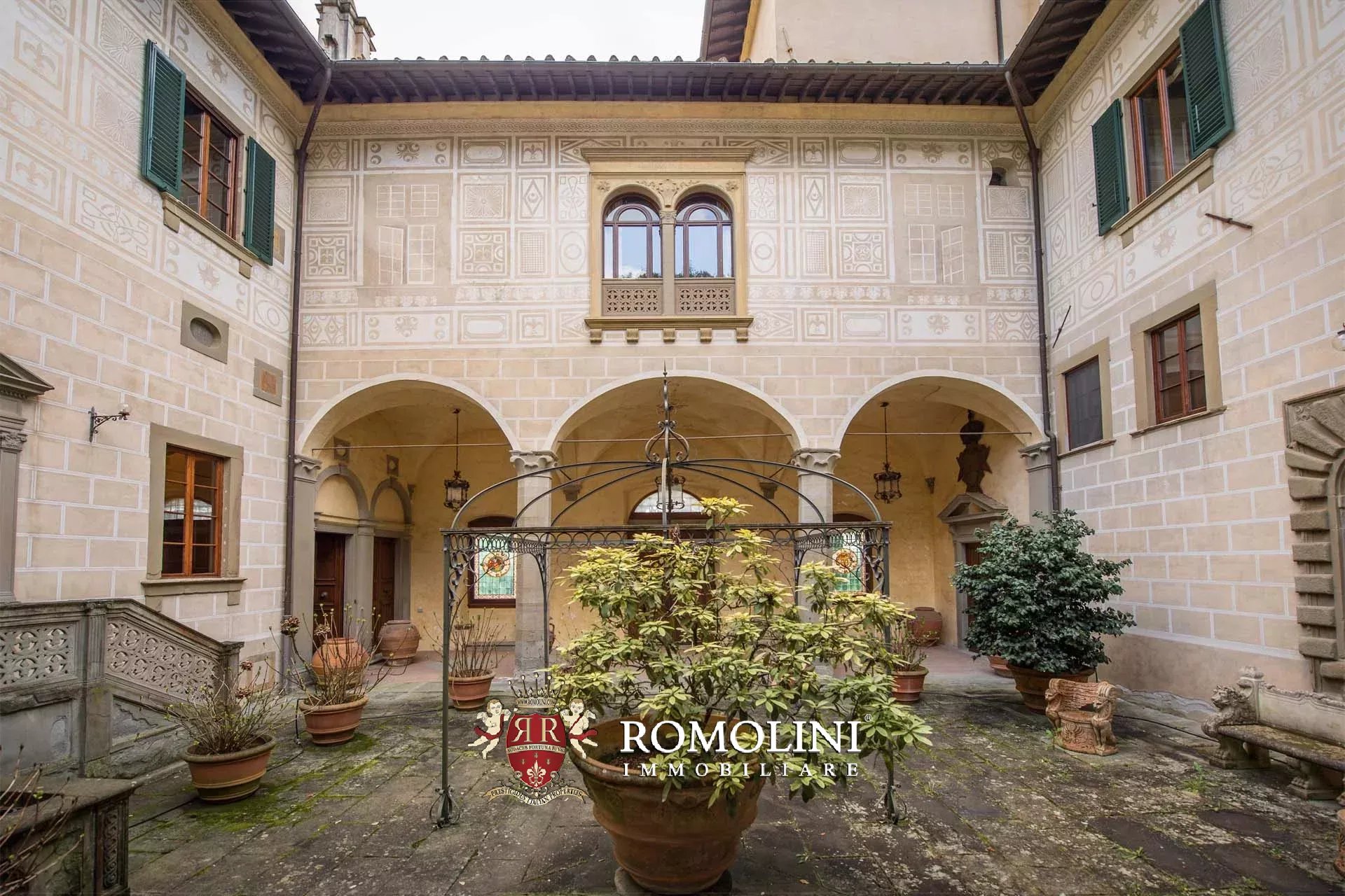 25 Bedroom Villa/Townhouse's Image 36