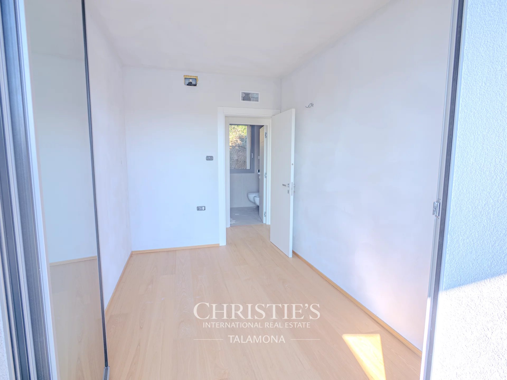 Apartment/Flat's Image 30