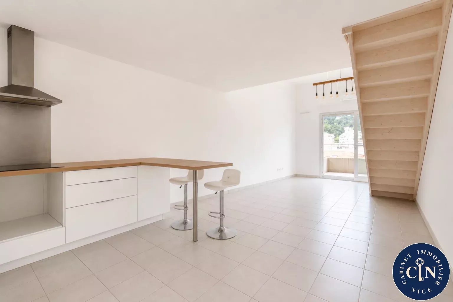 4 pièces 93 m² - Duplex terrasse vue collines - Saint-Sylvestre — photo 8