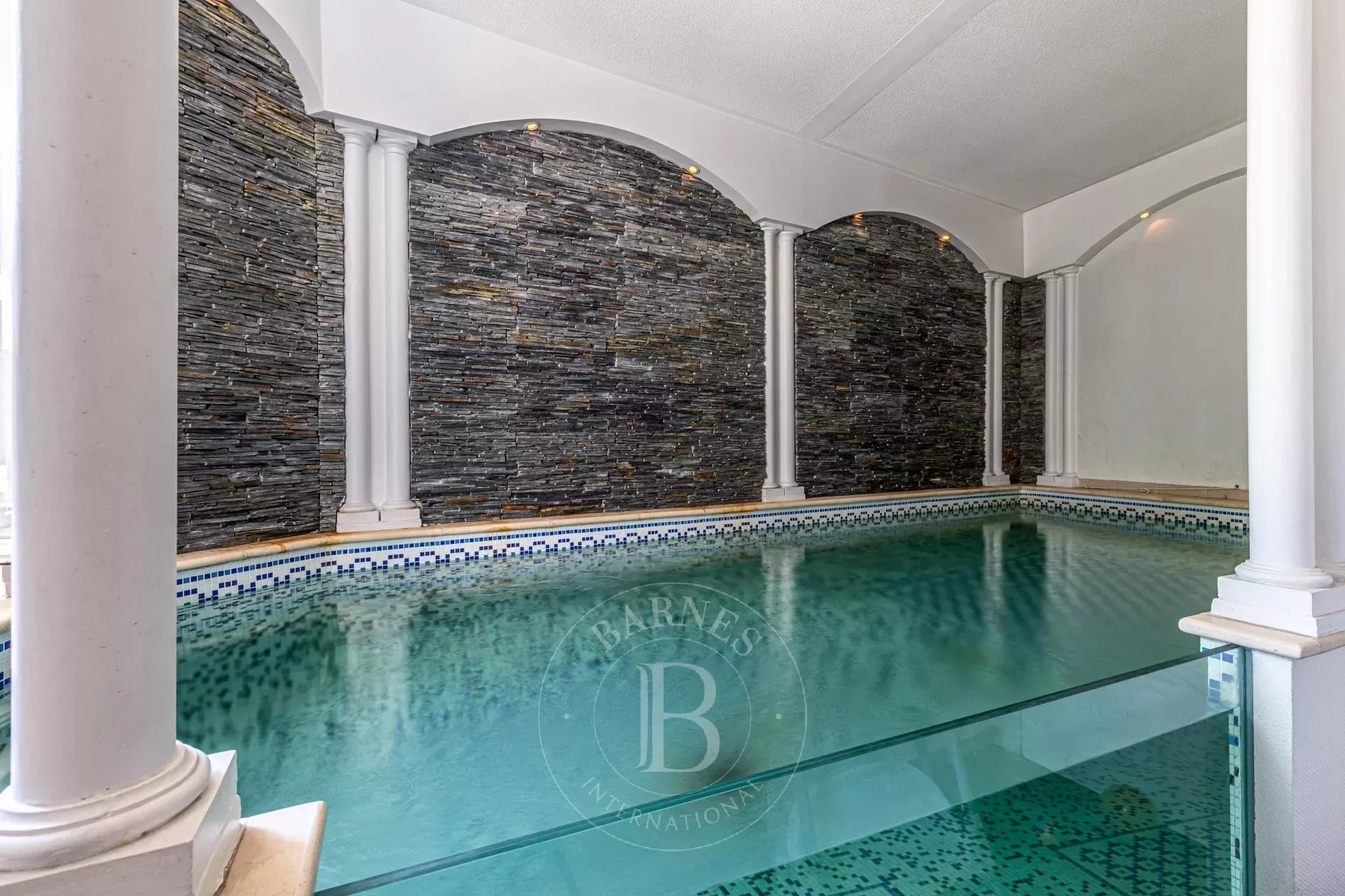 Villa Cannes - picture 9