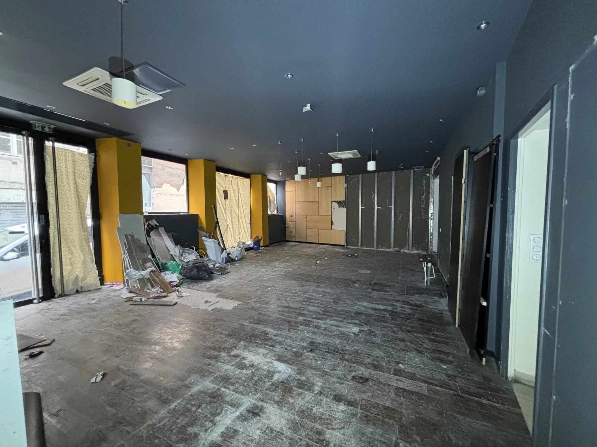 Location Local commercial Limoges