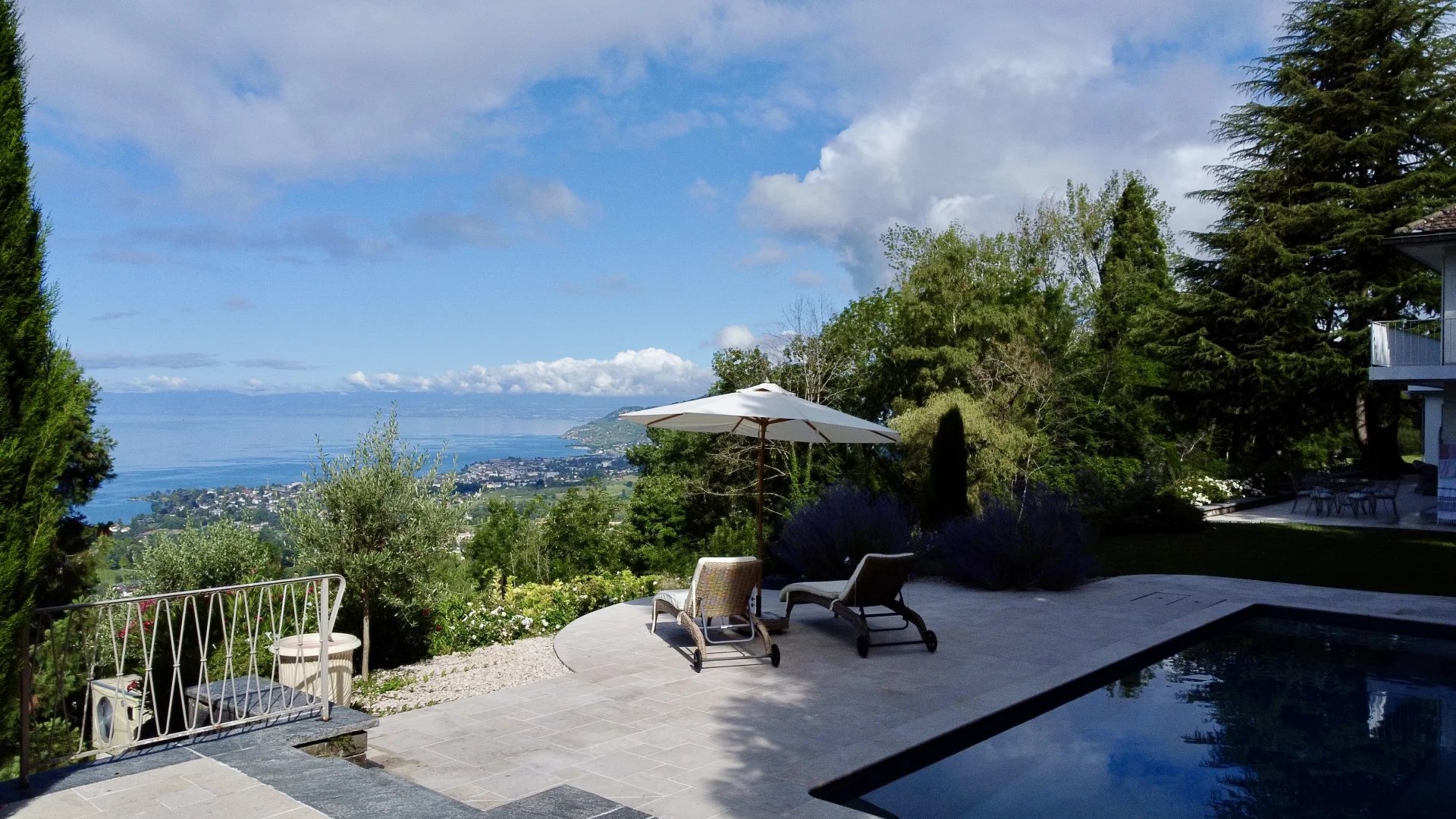 Magnifique villa individuelle avec vue sur le Lac Léman !