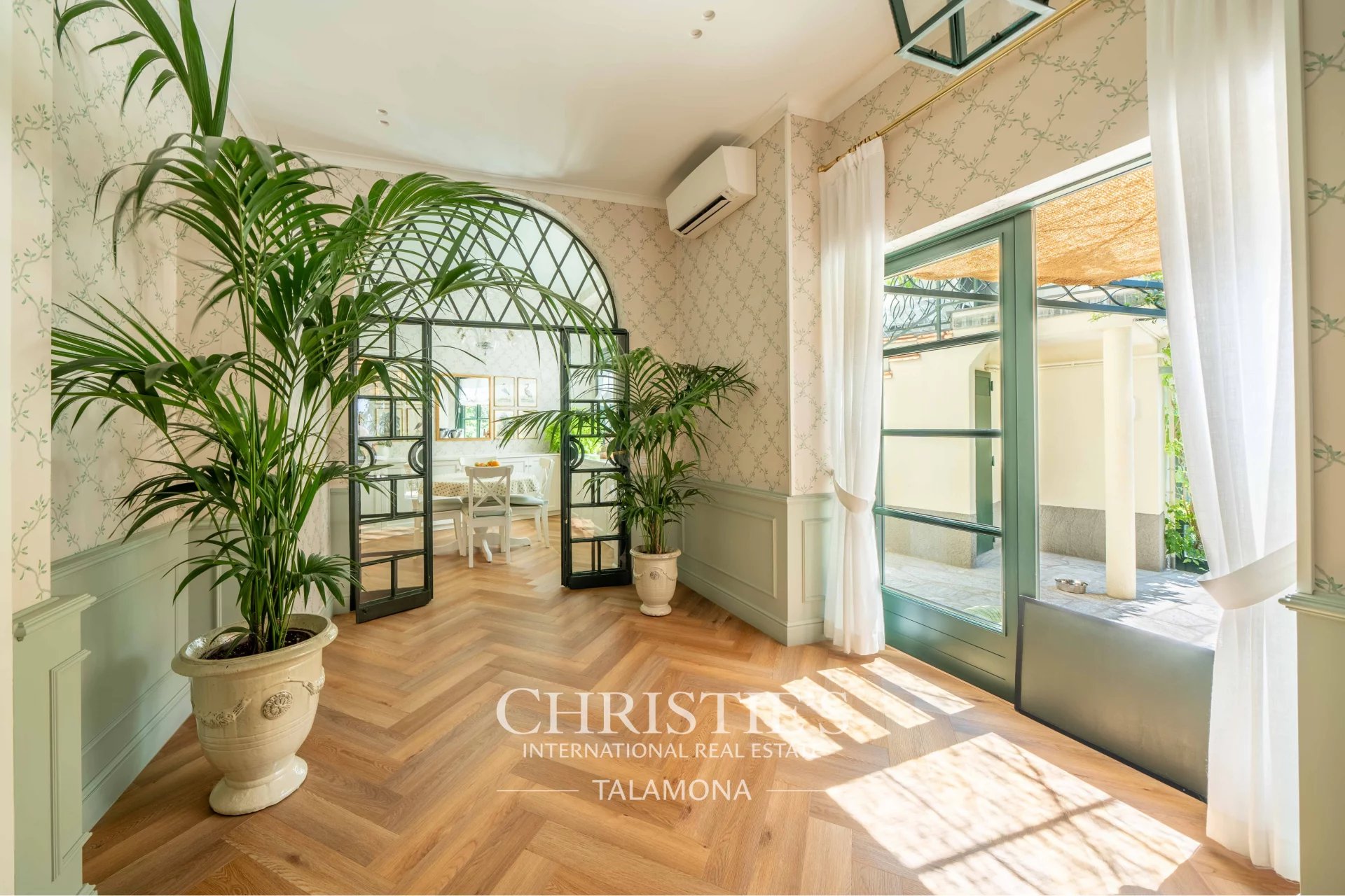 Villa/Townhouse's Image 6