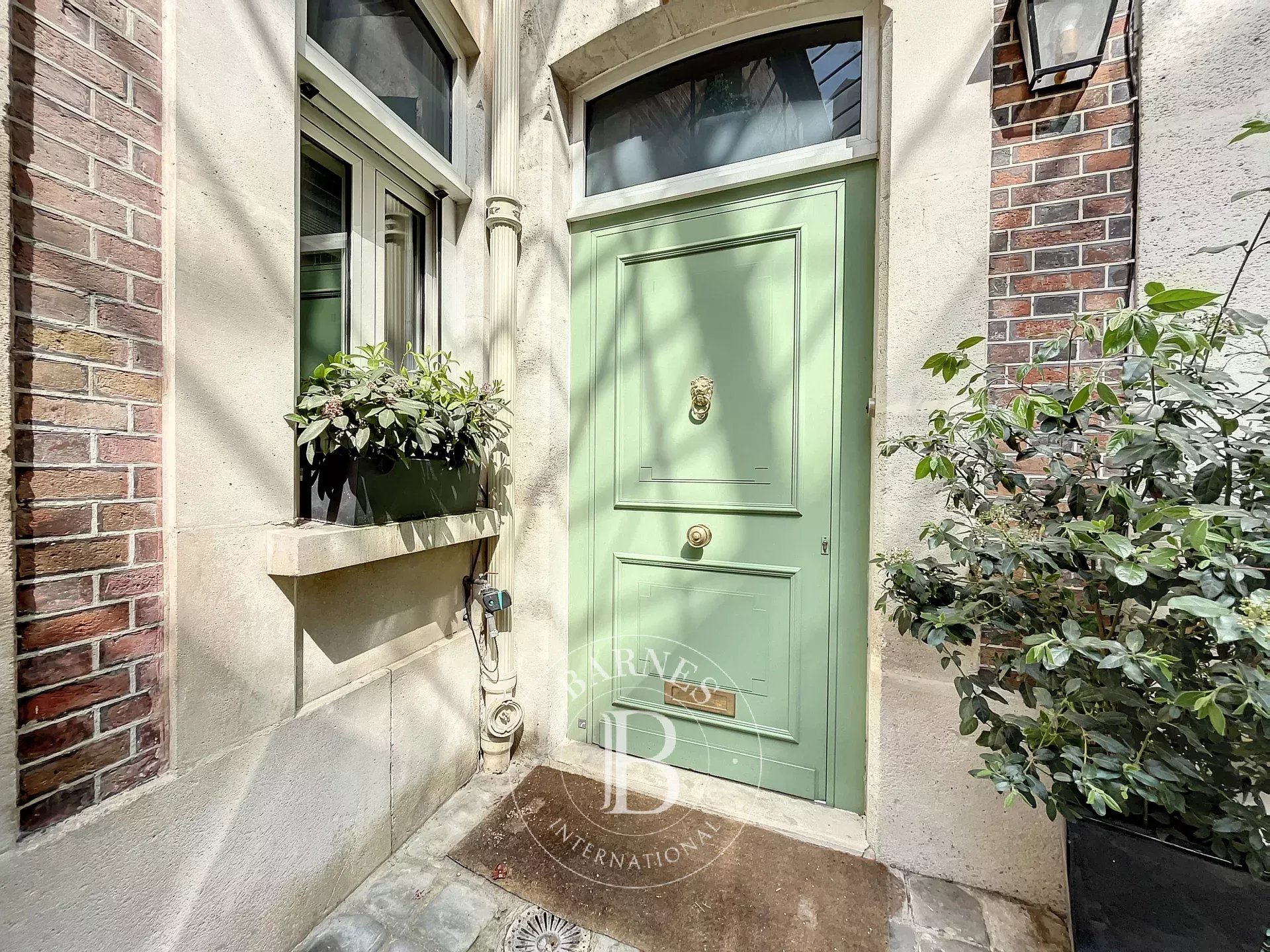 Daire Paris 8ème - picture 15