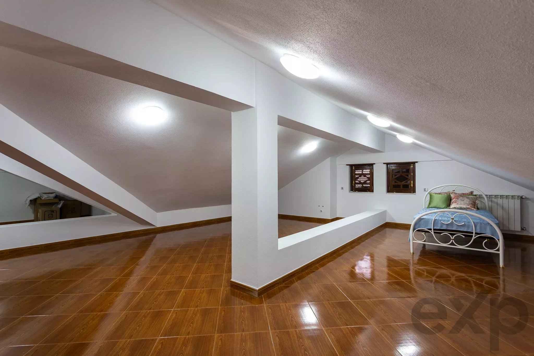 Prestigious Residence with Swimming Pool 87053100 image 49