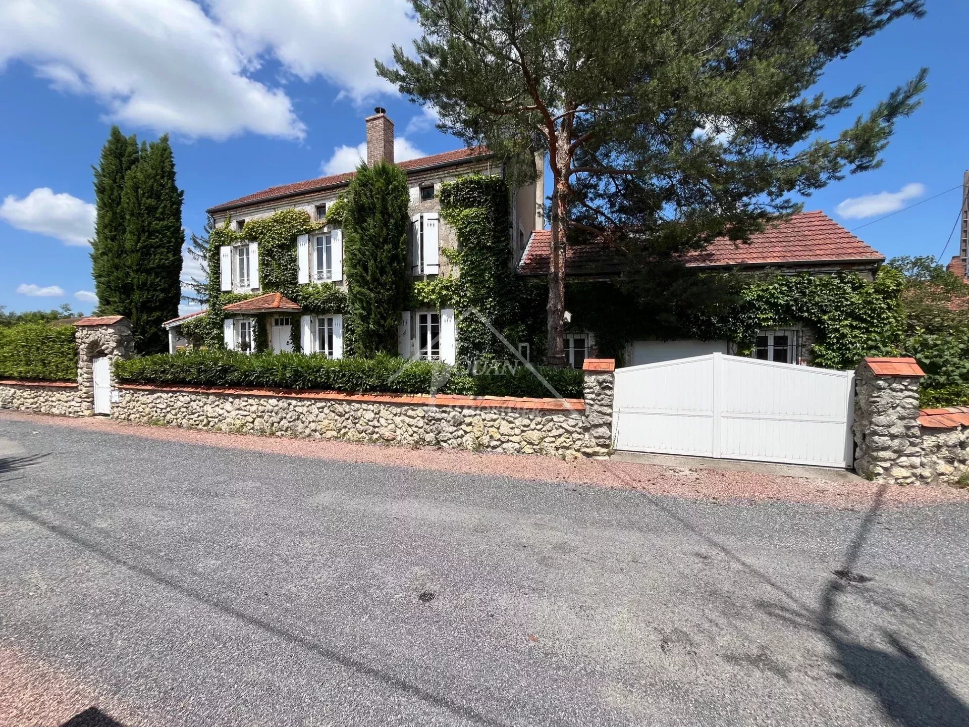 Agence immobilière de Jouan Immobilier