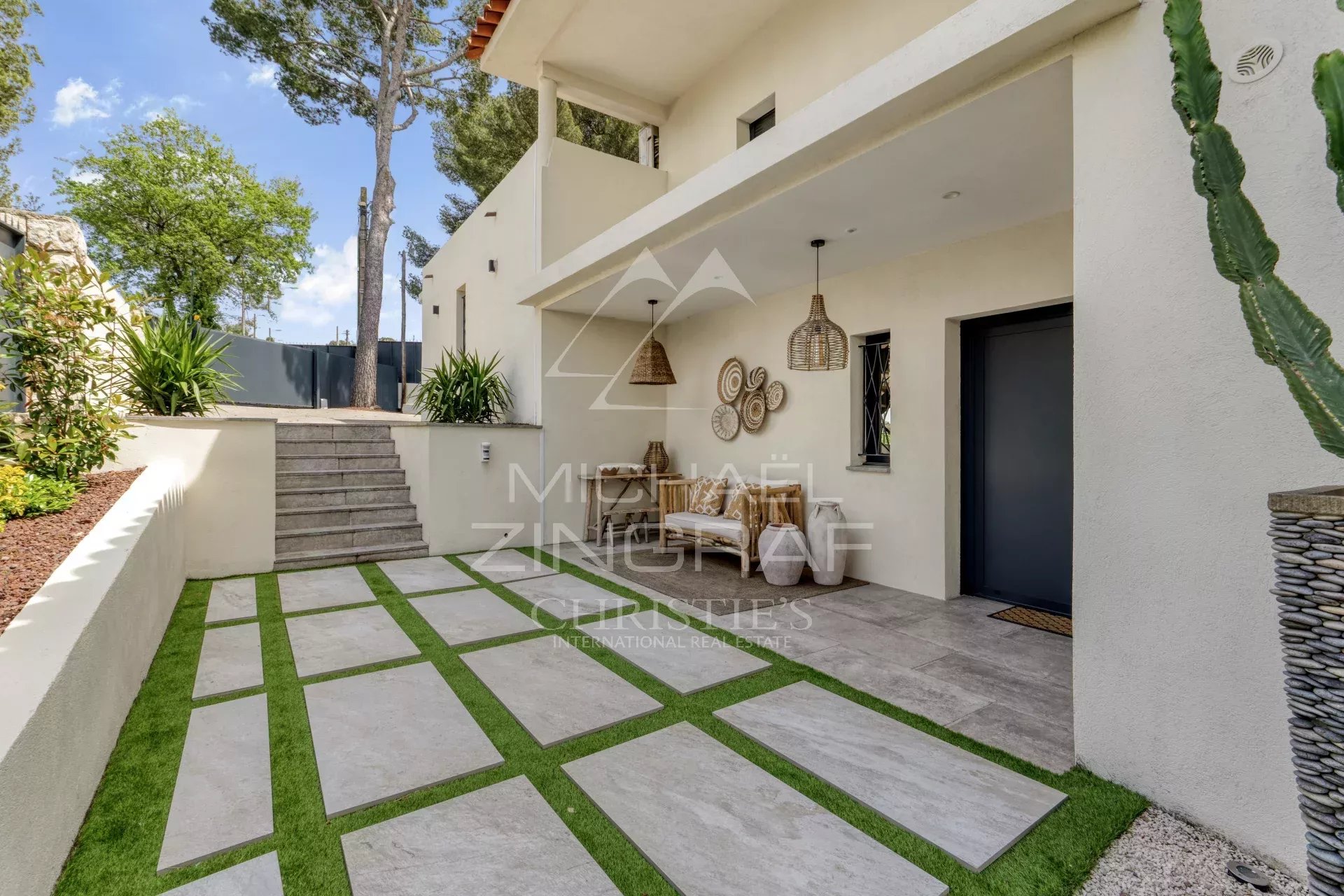 4 Bedroom Villa/Townhouse's Image 9