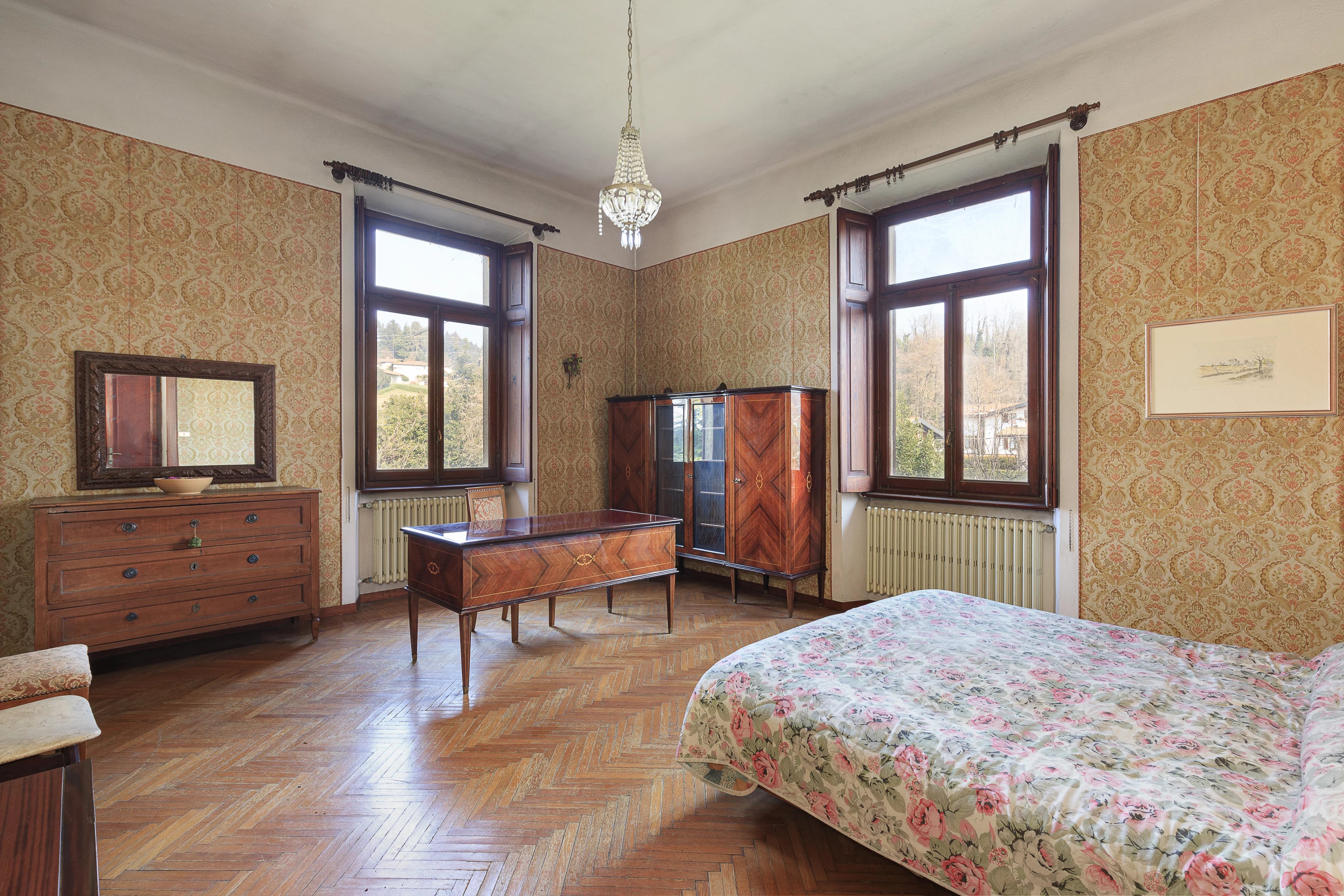 Exclusive Villa historique entourée d’un jardin privé luxuriant - picture 21 title=