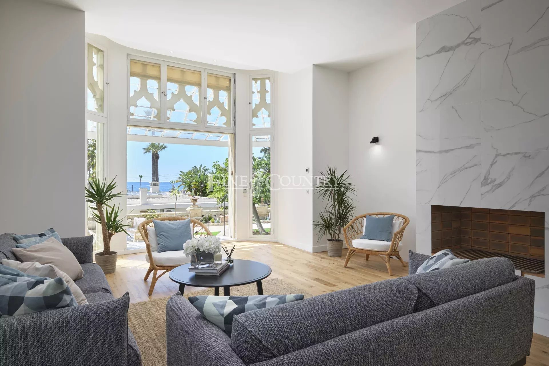 Belle Epoque Apartment For Sale in Cannes with sea views Accommodation in Cannes