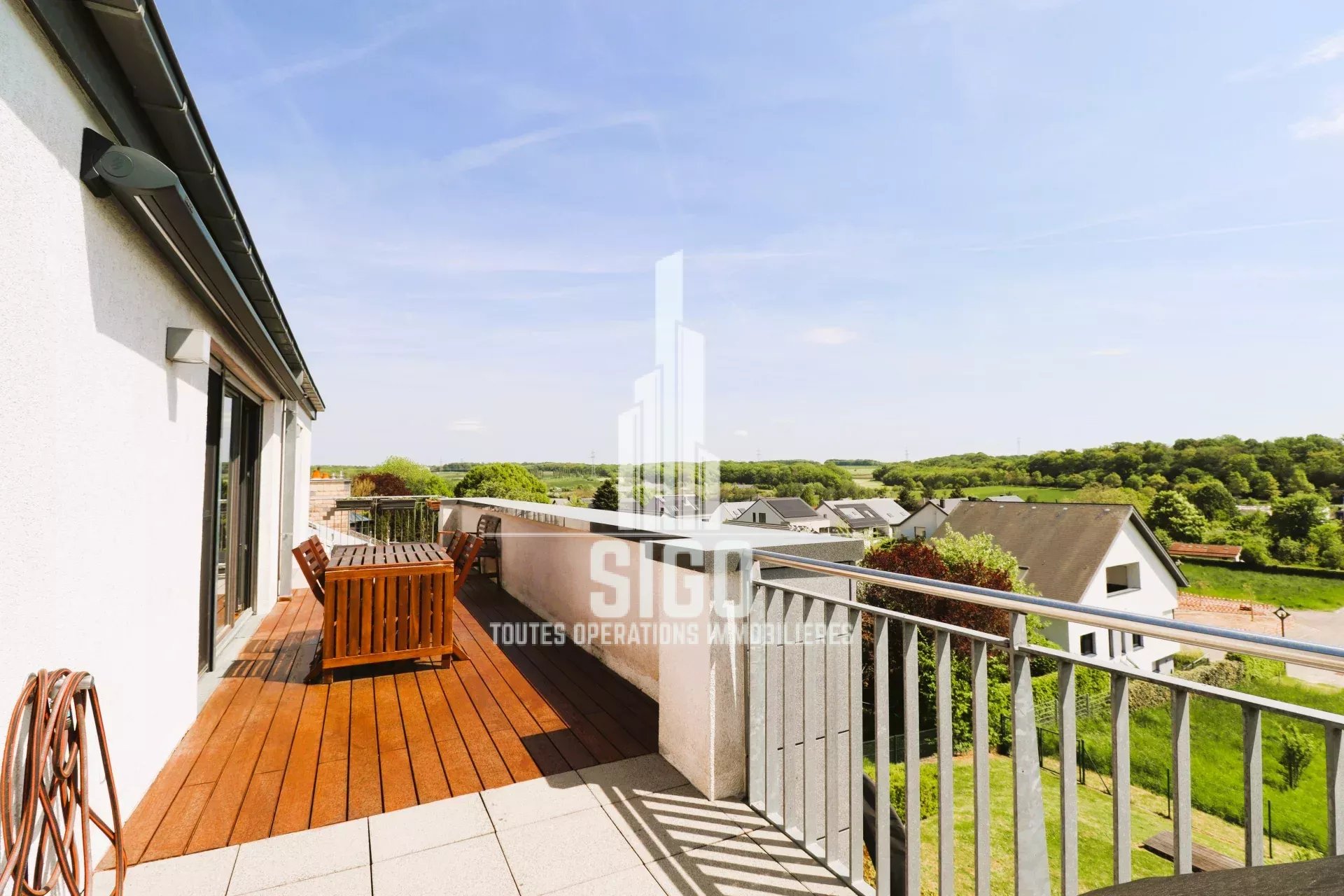 Agence immobilière de 