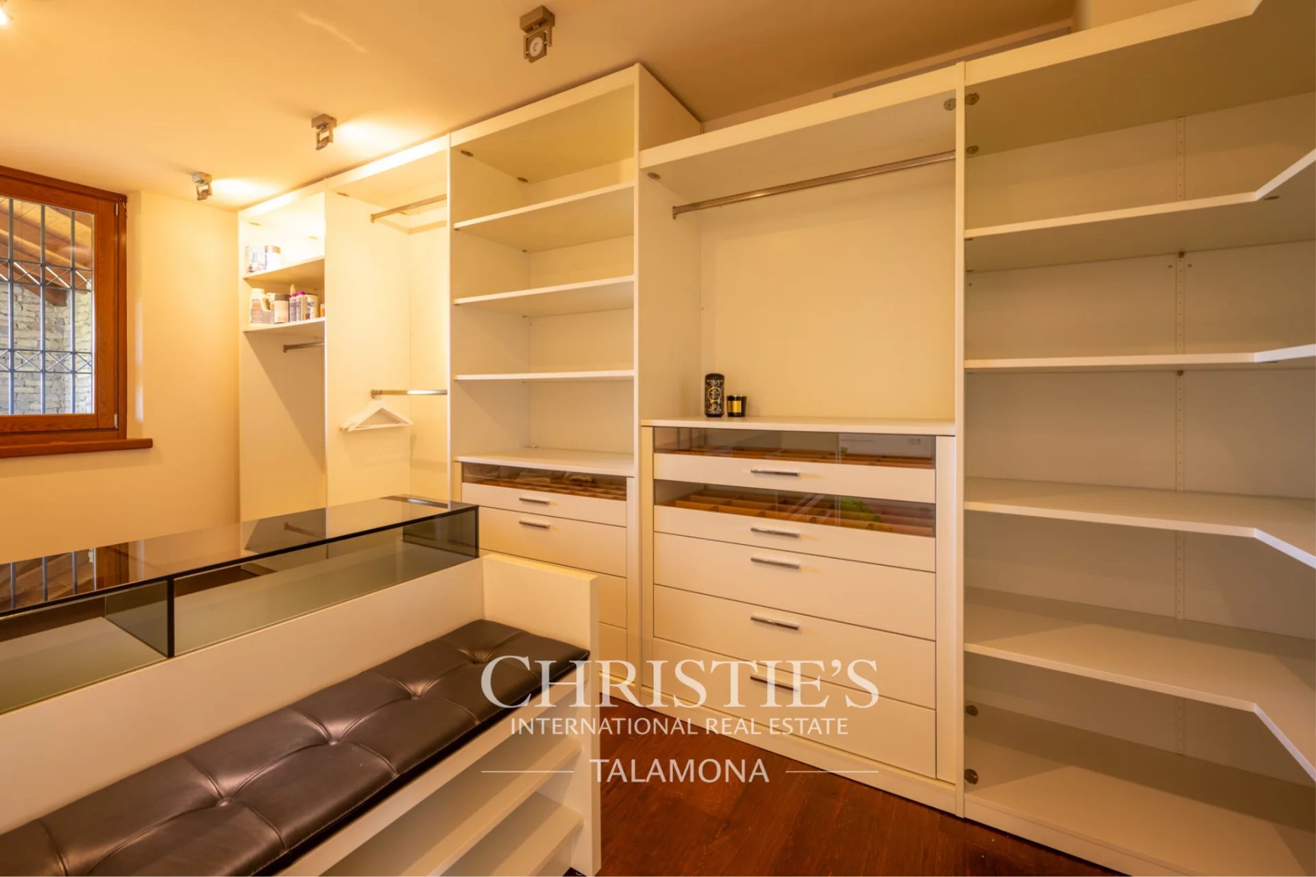 Villa/Townhouse's Image 90