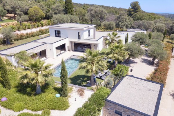 Luxury 5-Bedroom Contemporary Villa for Sale in Valbonne | Family Estate — photo 3