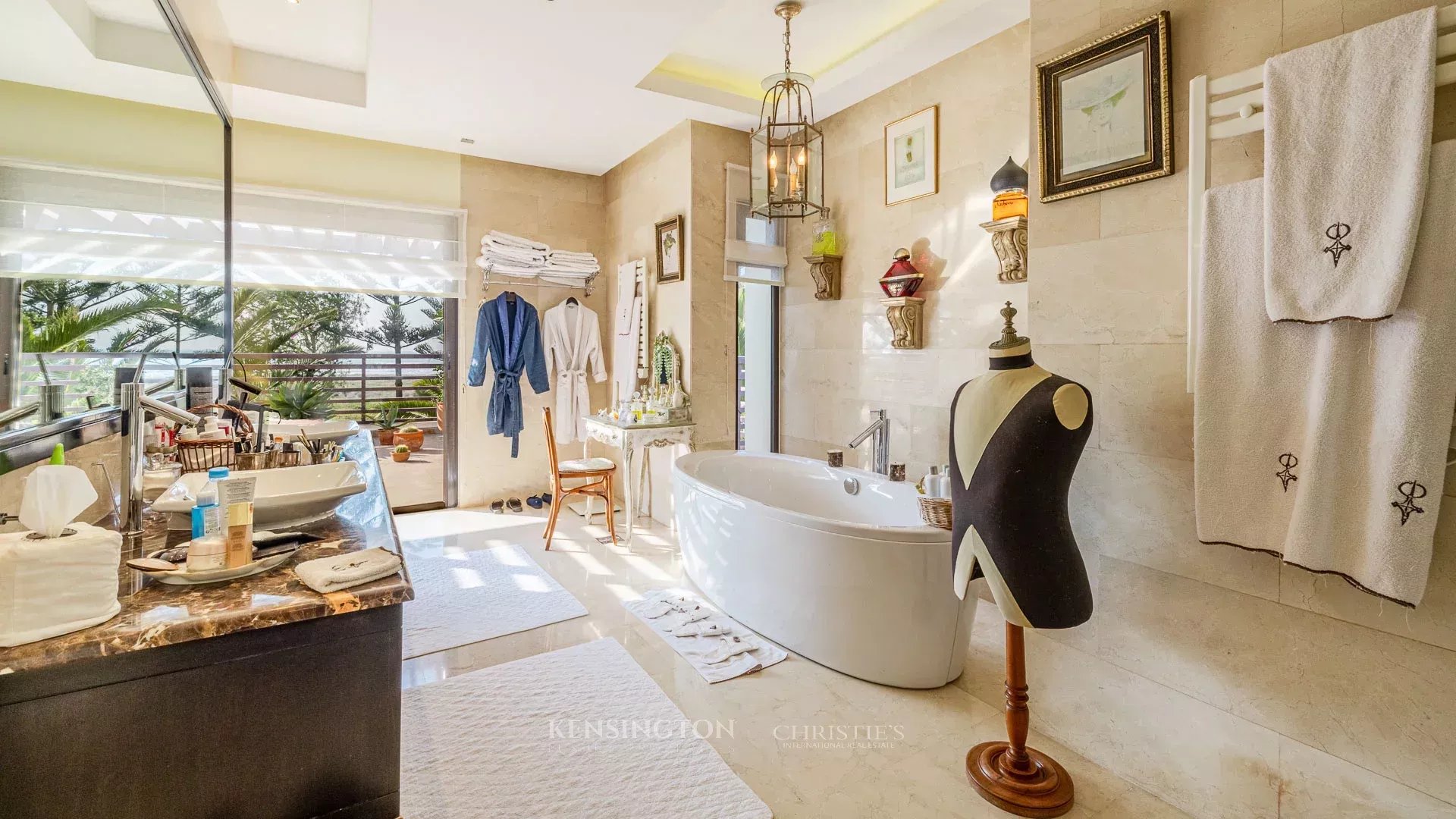 5 Bedroom Villa/Townhouse's Image 39
