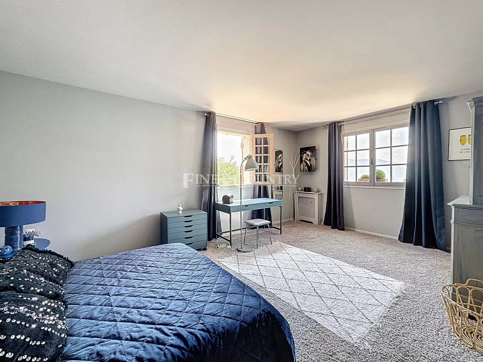 Photo of Villa for sale near Levens with swimming pool