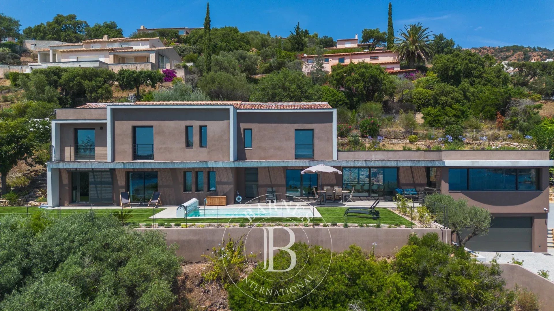 Villa Saint-Raphaël  -  ref 87147662 (picture 2)