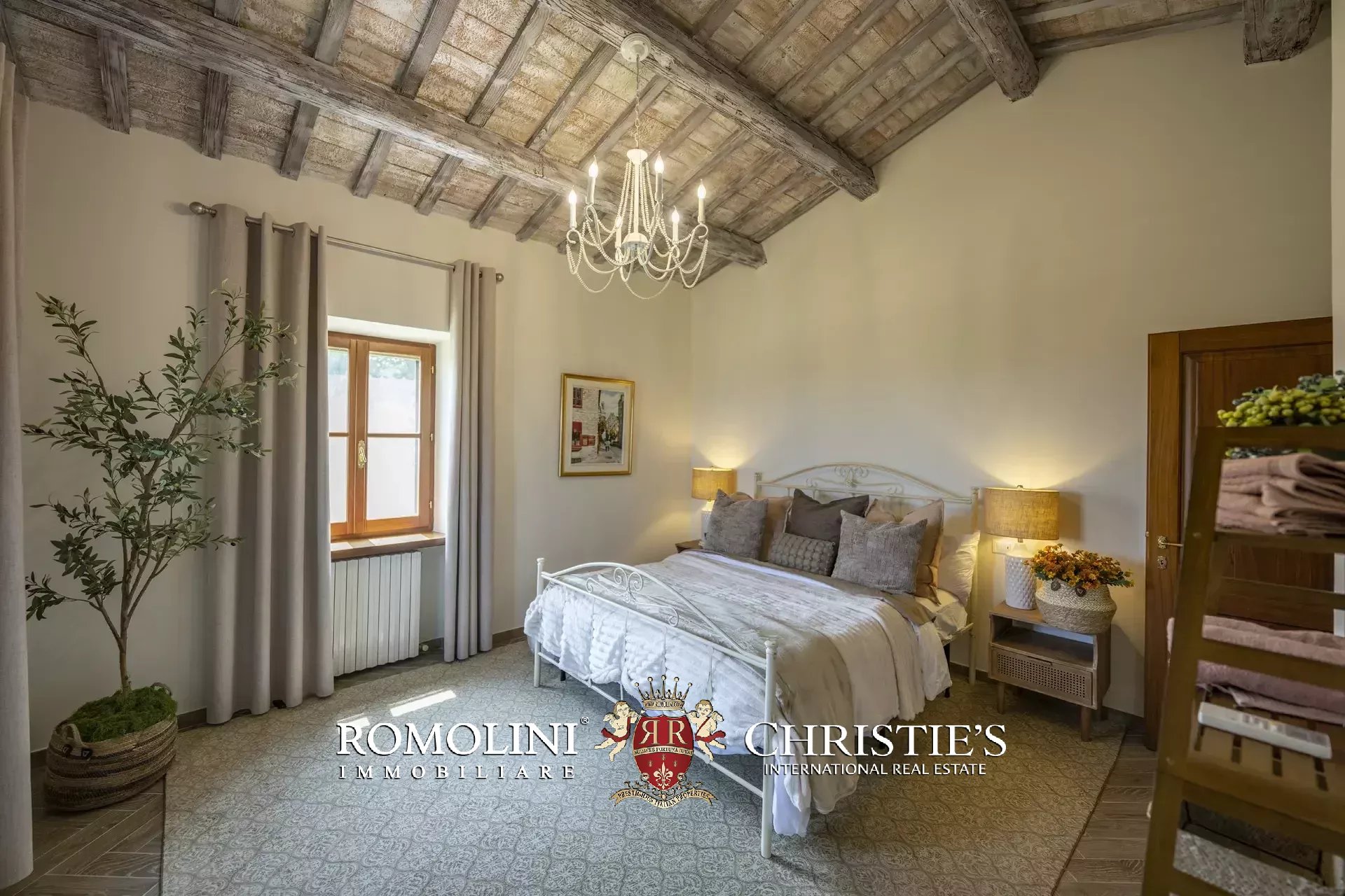 4 Bedroom Villa/Townhouse's Image 42