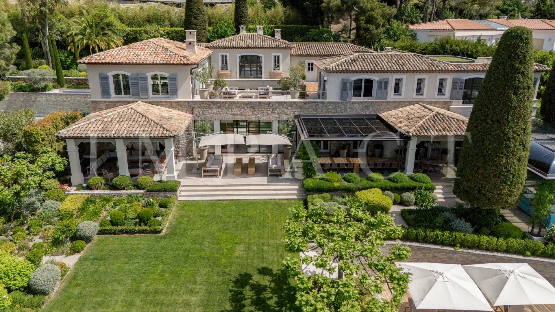 Rental villa sea view Cannes