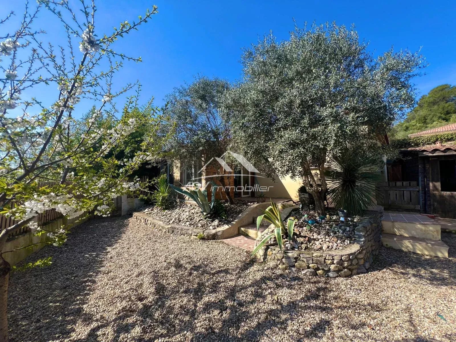 Agence immobilière de AGV IMMOBILIER