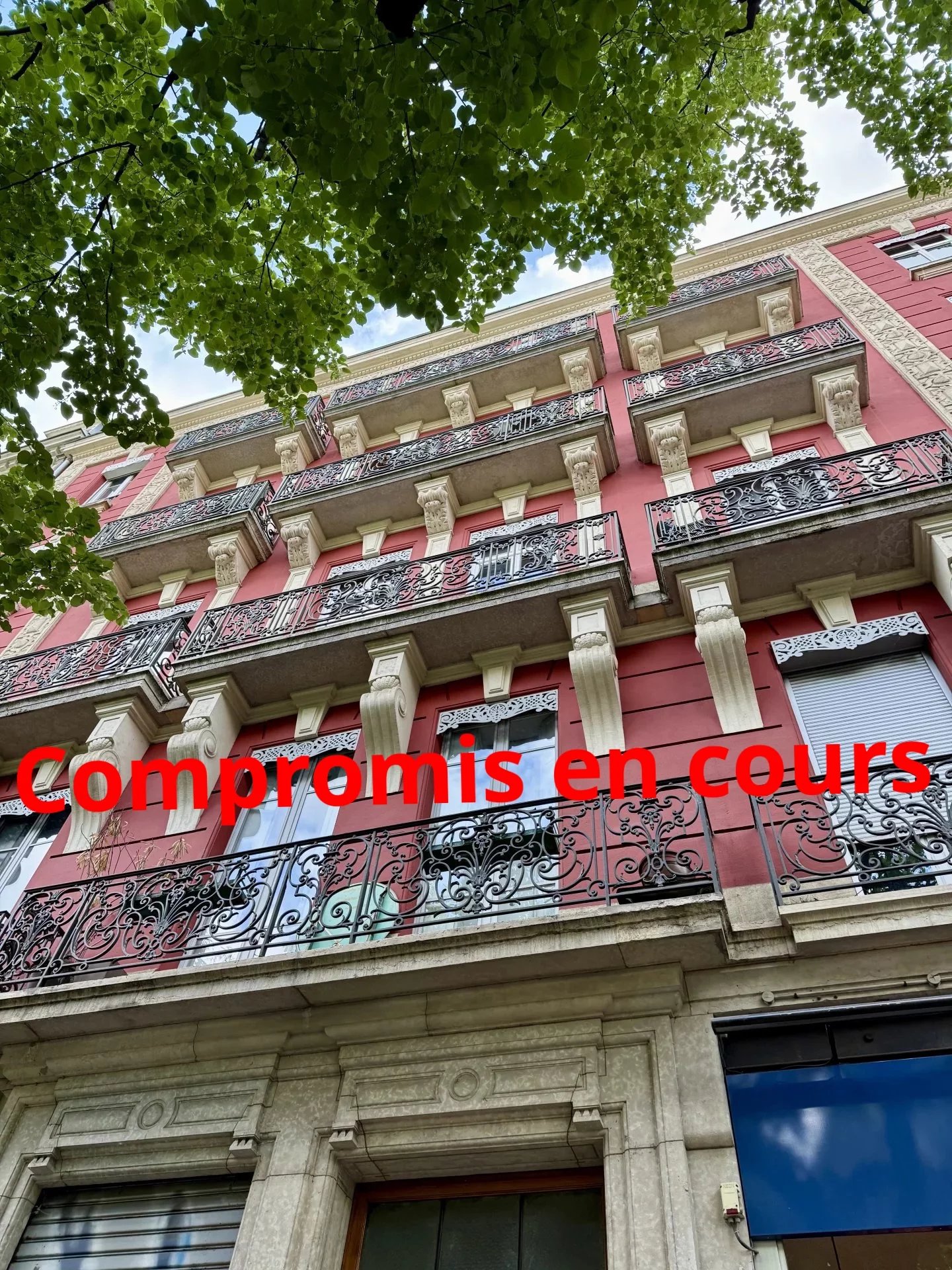 Agence immobilière de 