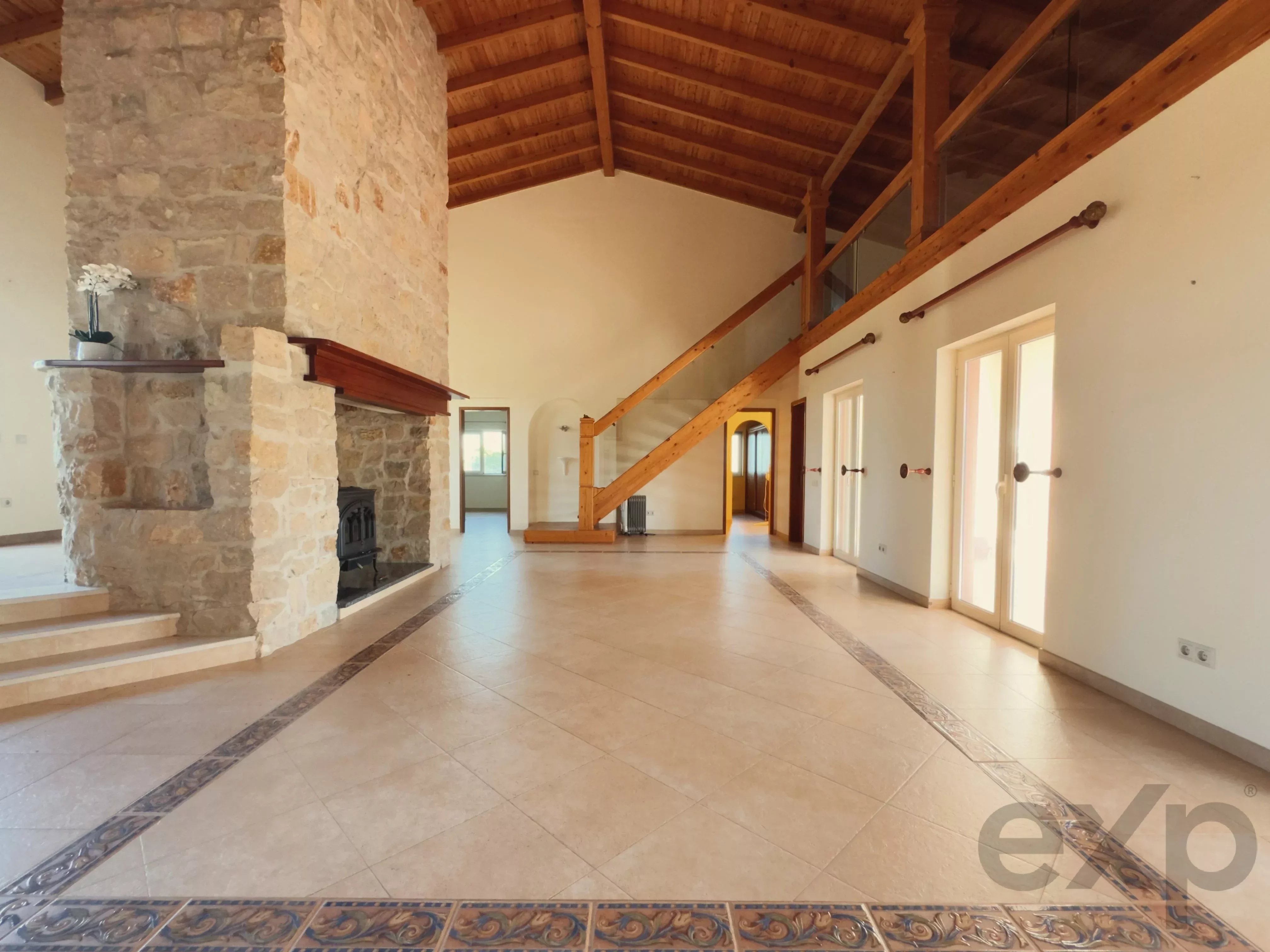 Four Bedroom Estate with Private Pool & 5+ Hectares in Ourique, Beja District, Alentejo 86933567 image 5