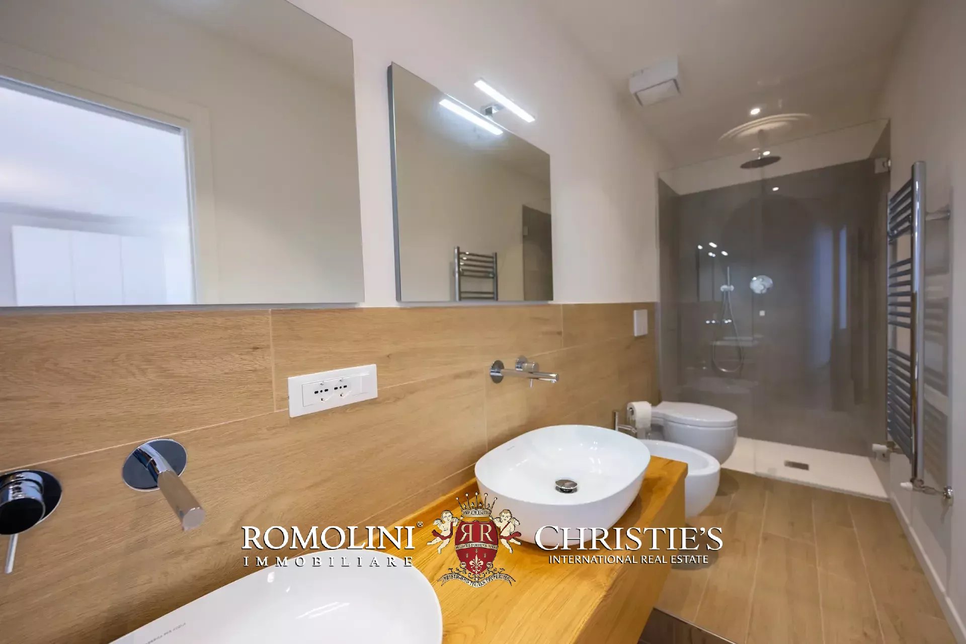 3 Bedroom Villa/Townhouse's Image 45