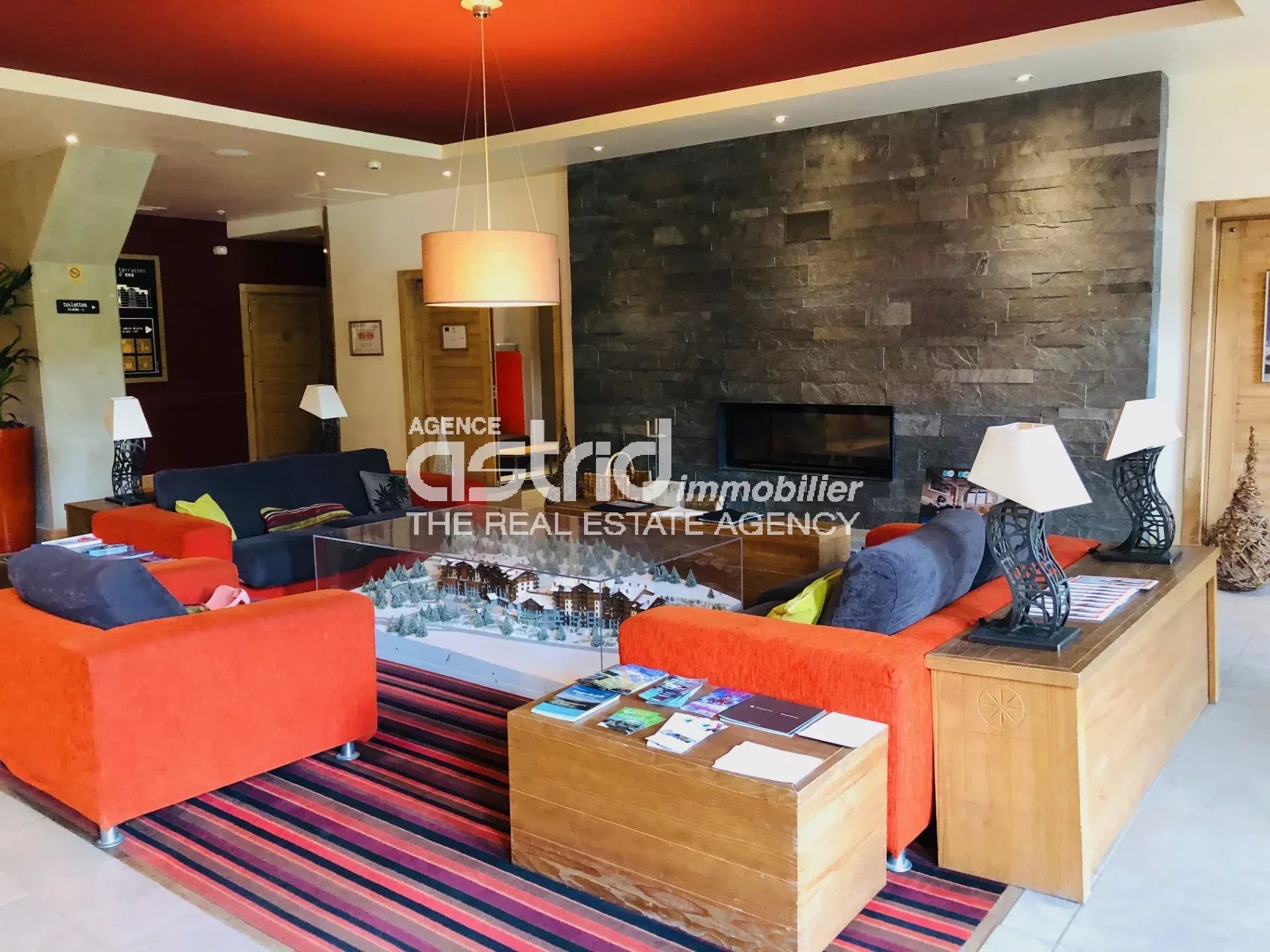 Agence immobilière de 