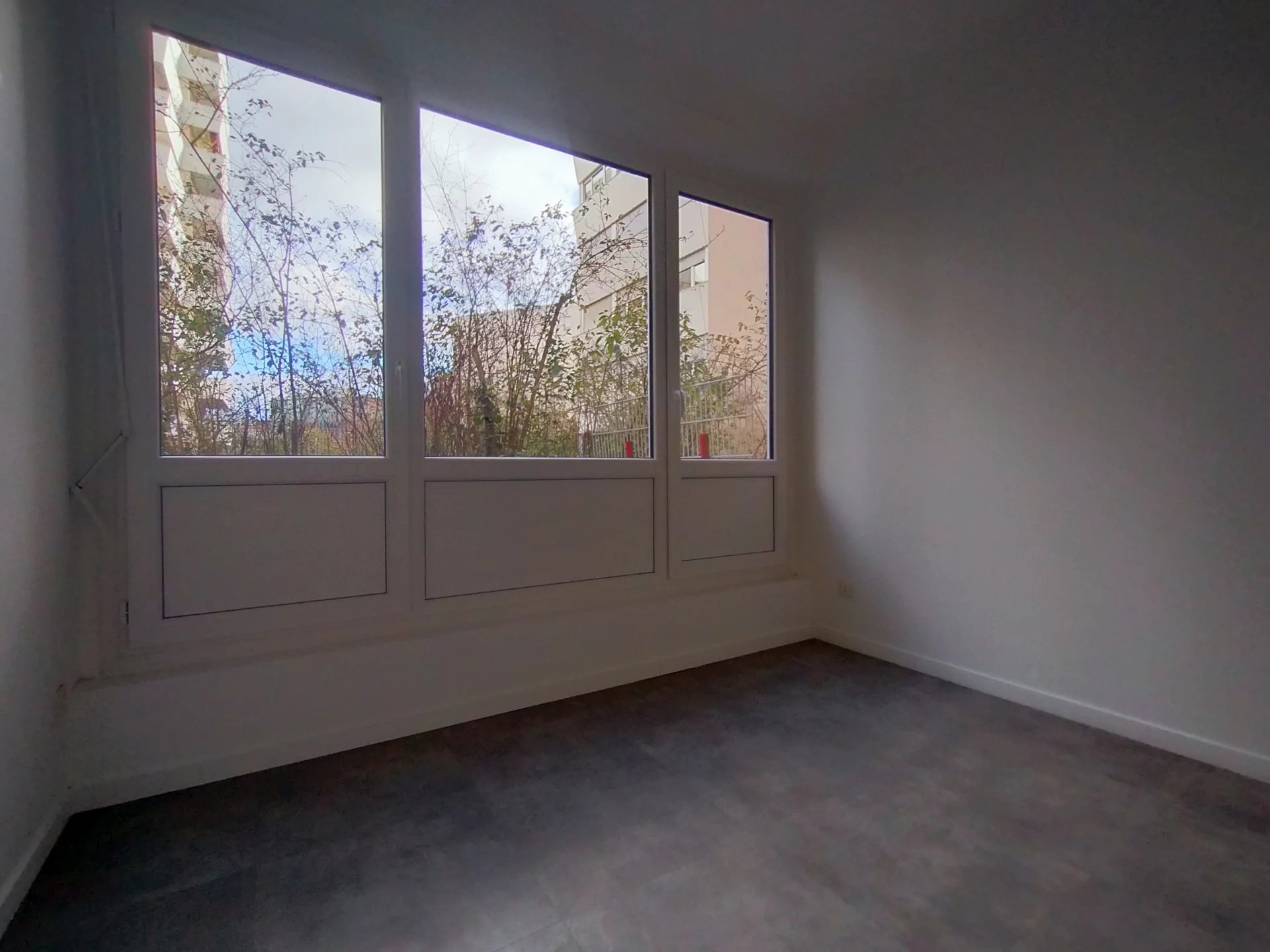 3021658 Location Villeurbanne