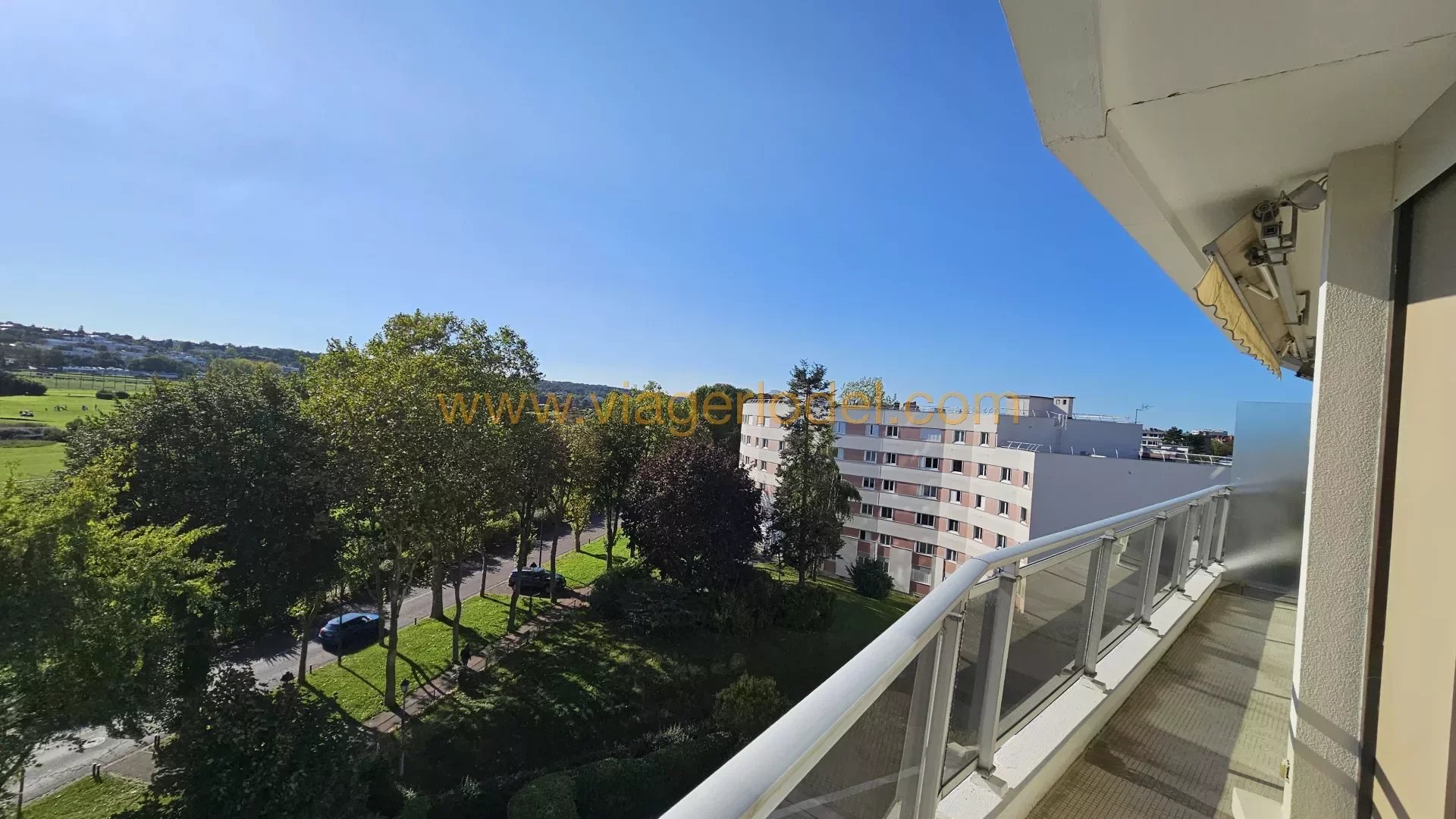 Ref.: 9611 - SALE - SAINT CLOUD (92) - 3-room apartment