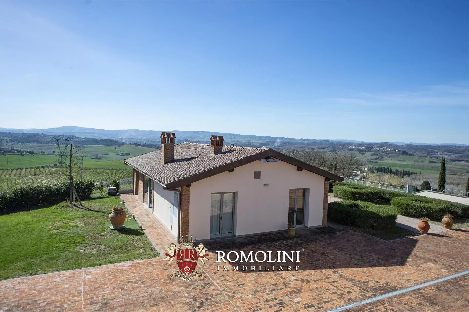 11 Bedroom Vineyard's Image 19