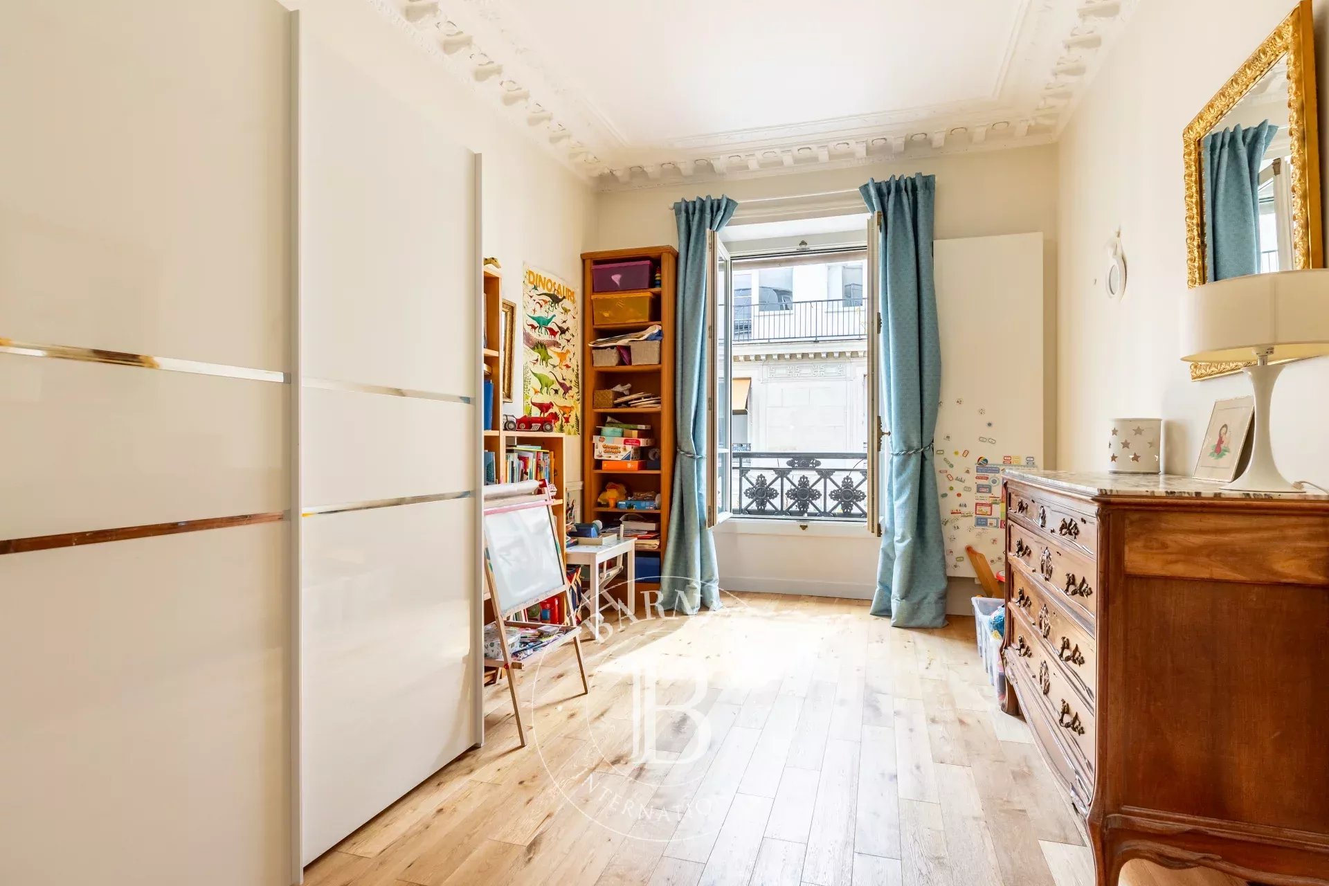 Daire Paris 9ème - picture 5