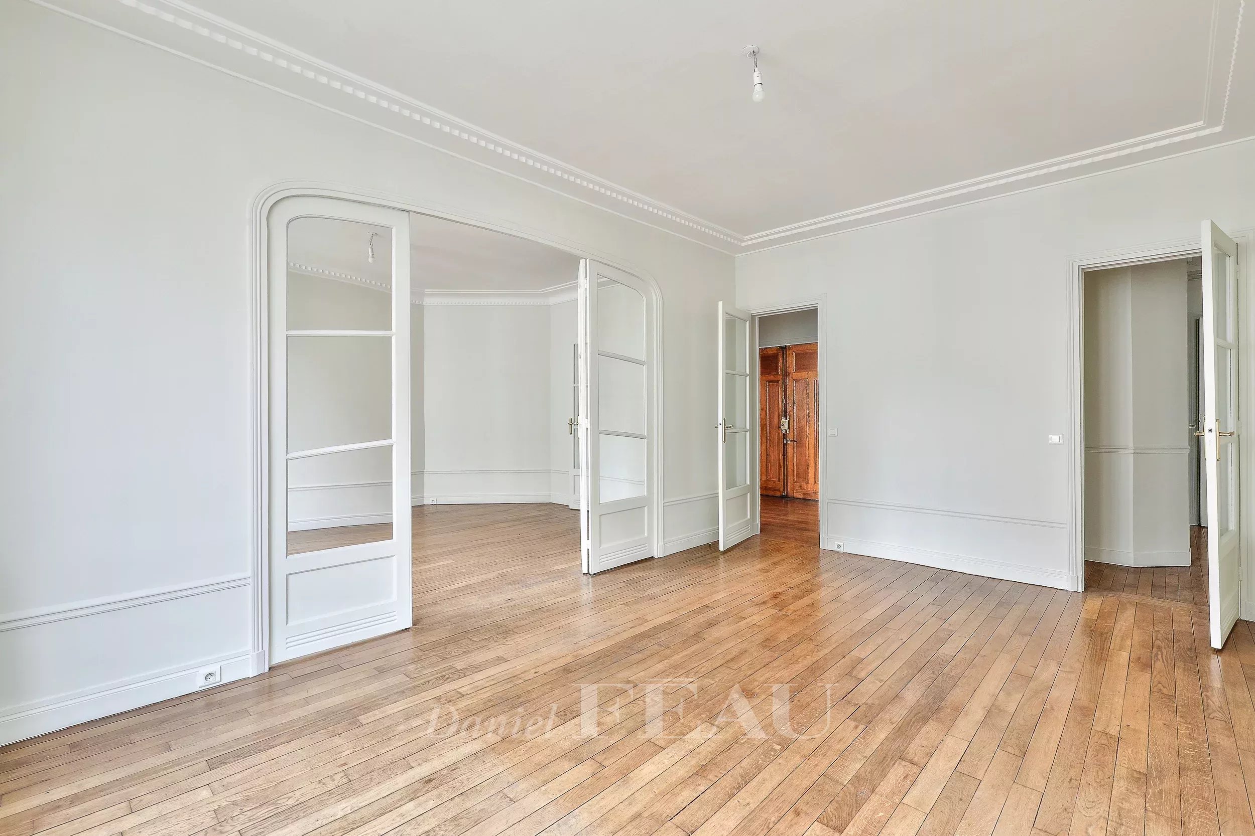 Rental Apartment Paris 17th