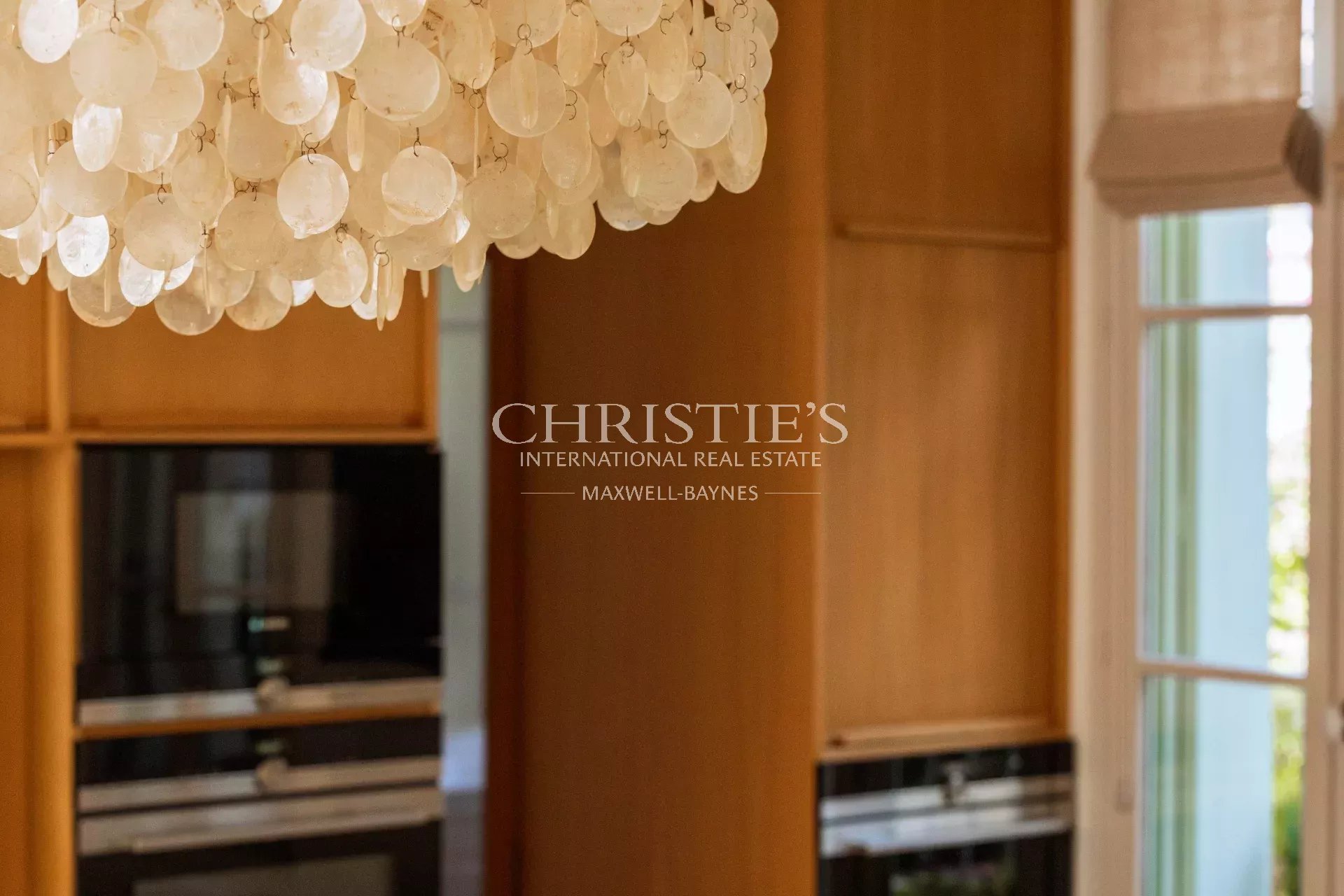 5 Bedroom Villa/Townhouse's Image 45