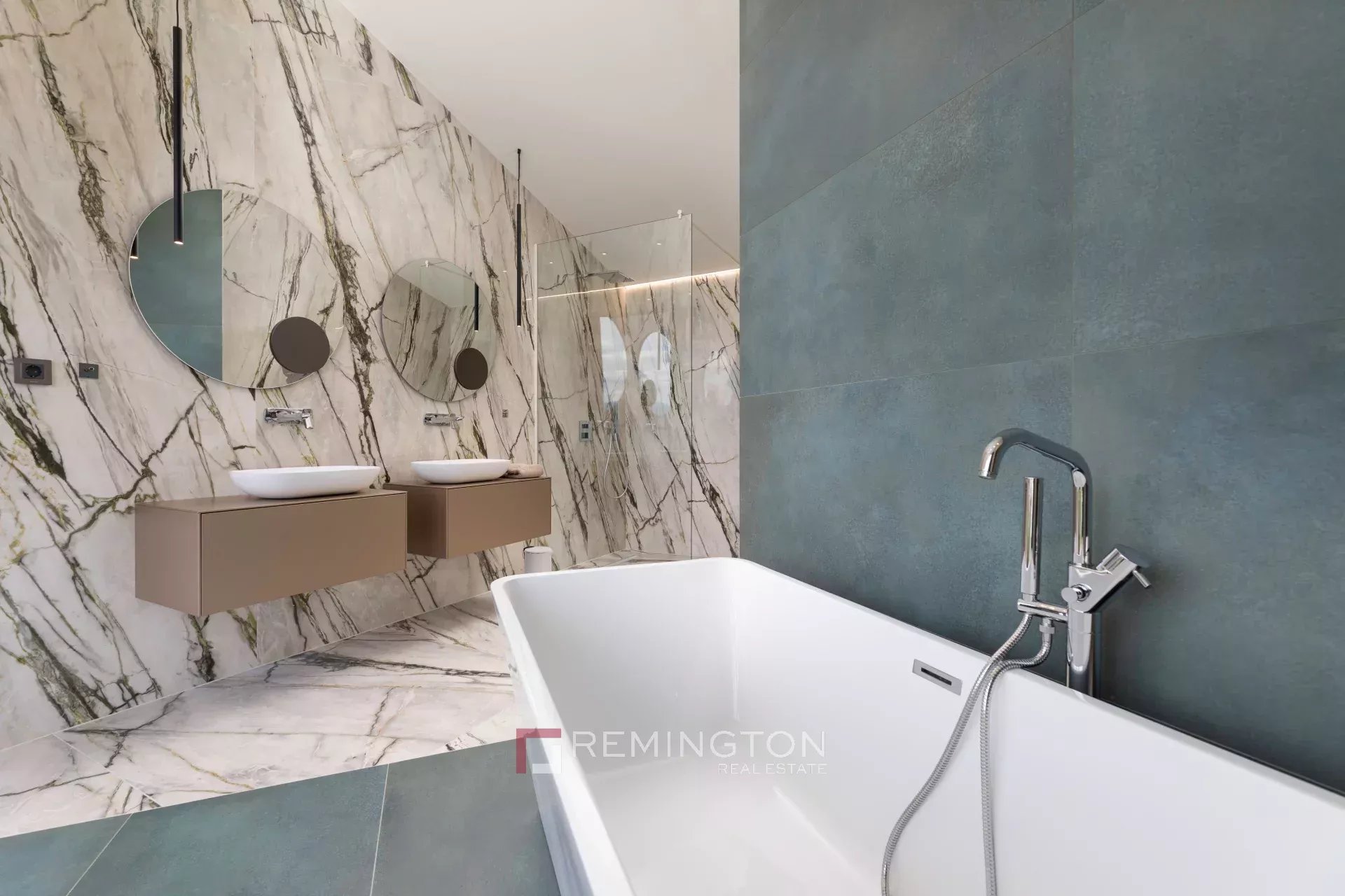 3 Bedroom Villa/Townhouse's Image 9