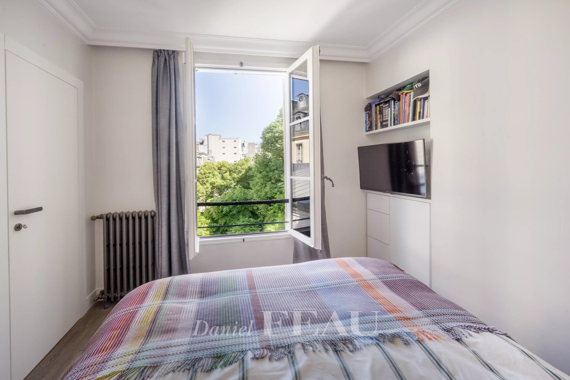 1 Bedroom Apartment/Flat's Image 3
