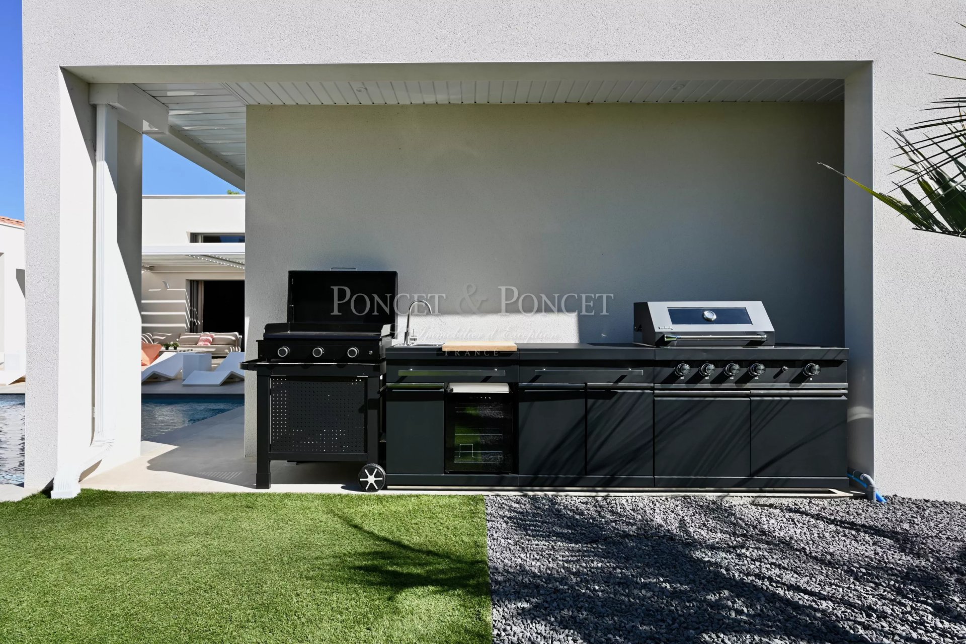 4 Bedroom Villa/Townhouse's Image 10