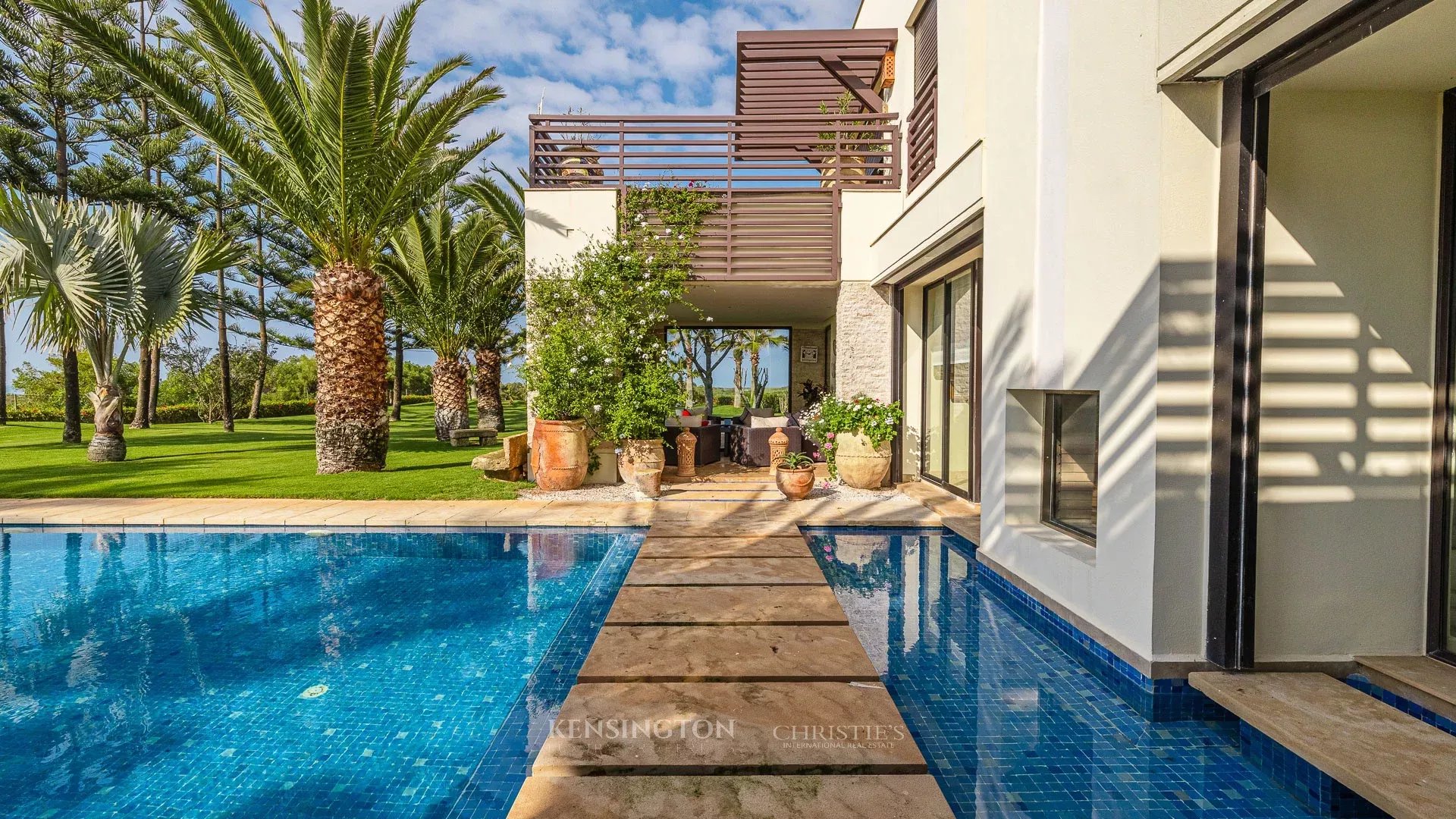 5 Bedroom Villa/Townhouse's Image 7