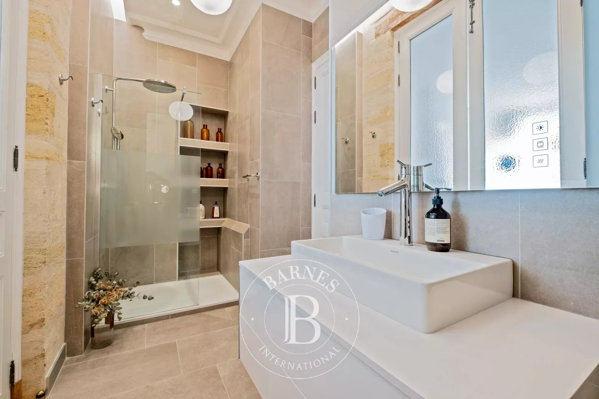 Daire Bordeaux - picture 9