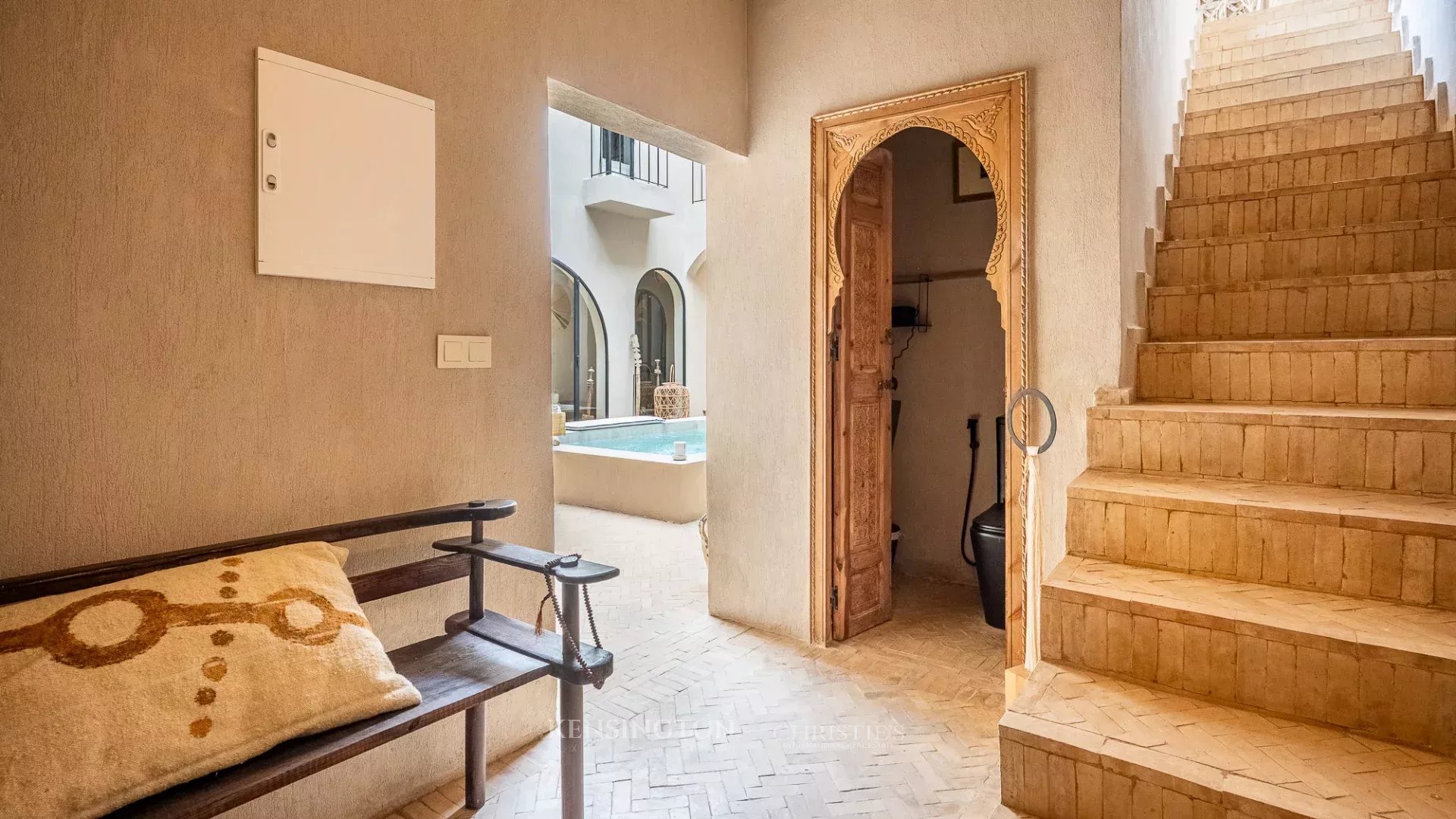 5 Bedroom Villa/Townhouse's Image 30
