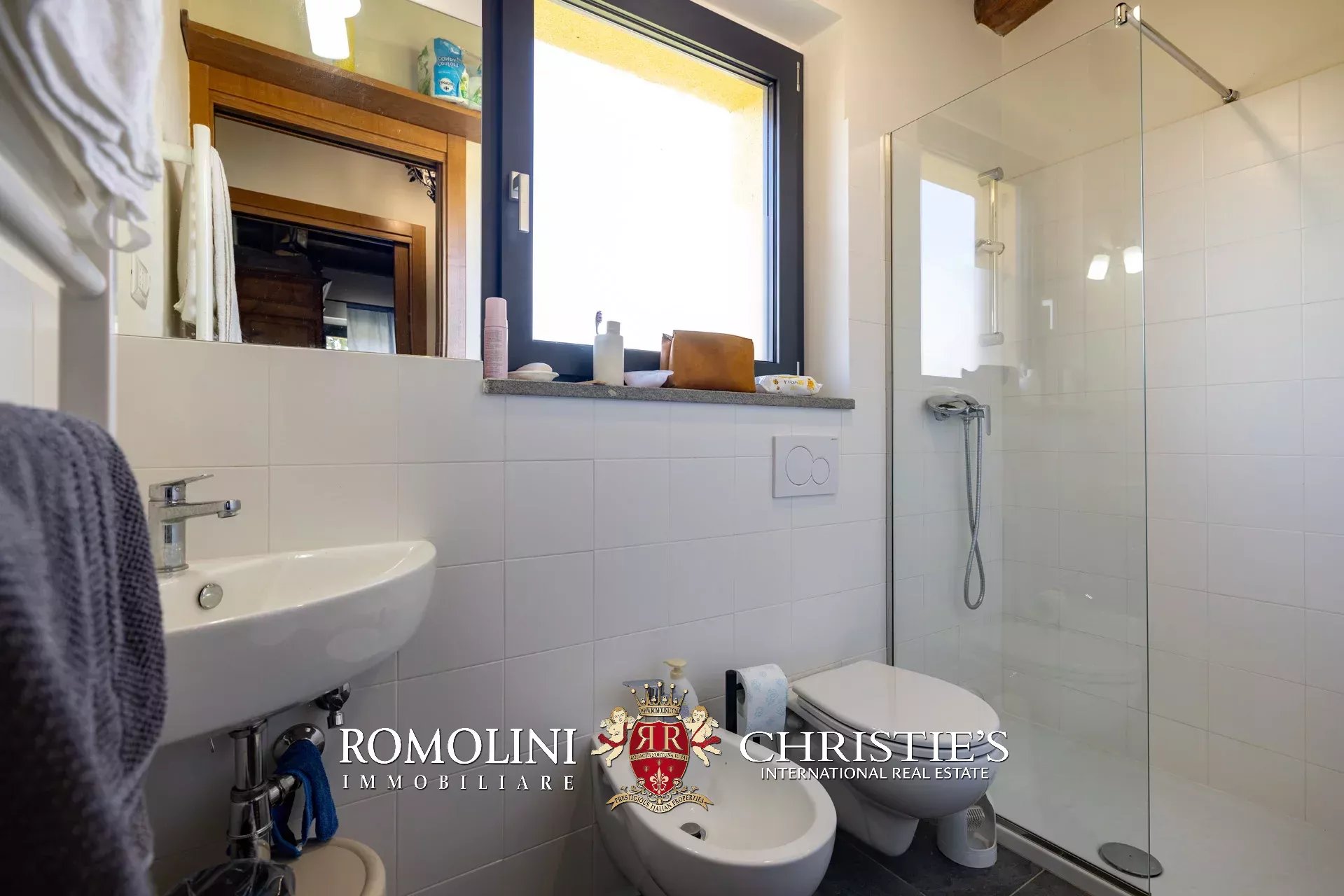27 Bedroom Villa/Townhouse's Image 122