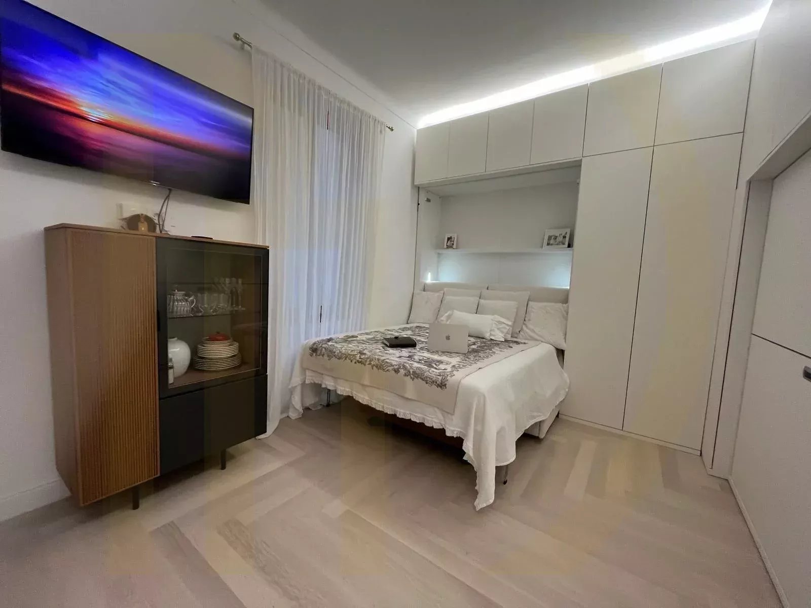 Studio raffiné et luxueux