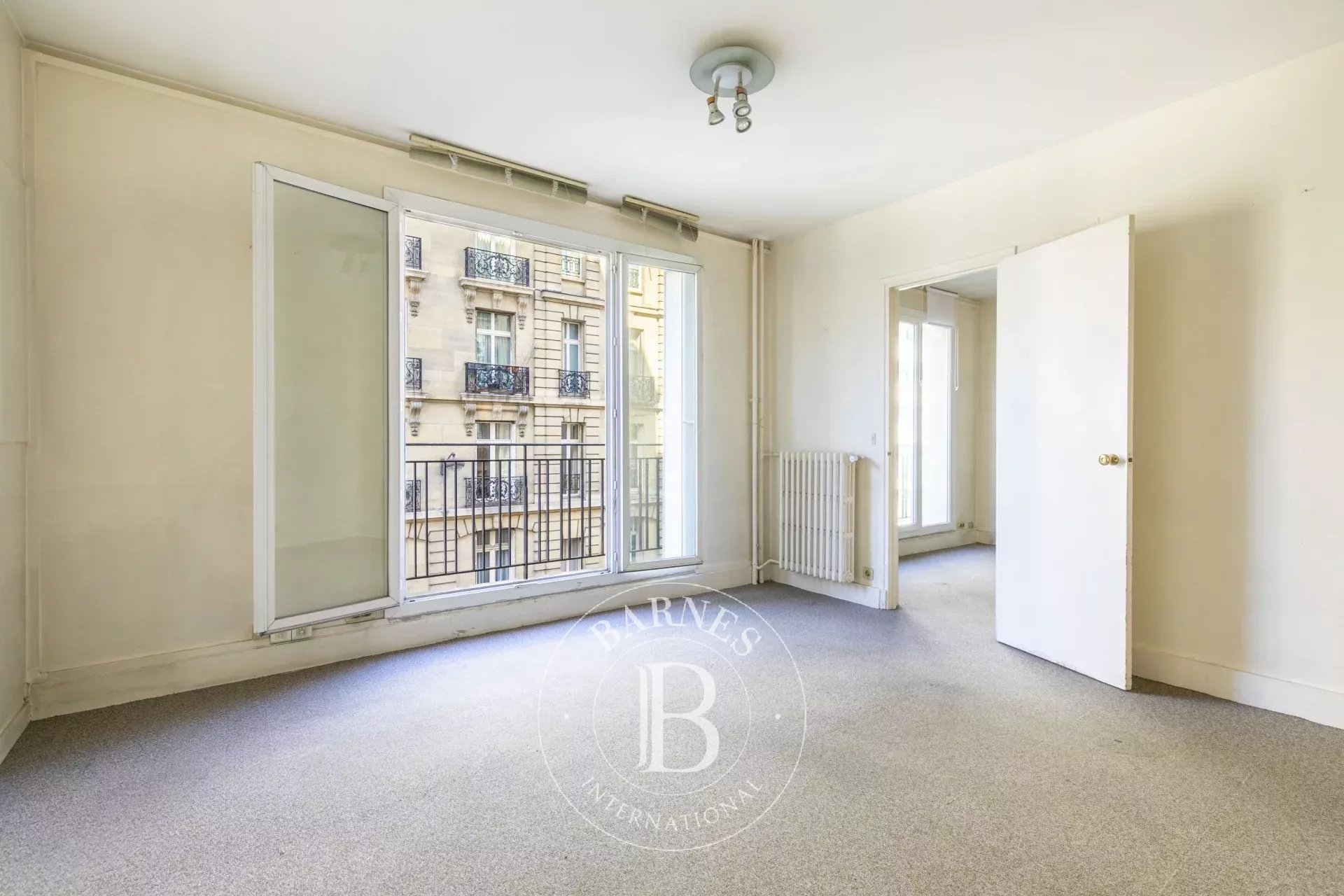 Paris 6 - Raspail/Assas - Family apartment 225,46 m²- open view - 4/5 bedrooms - to renovate - picture 11