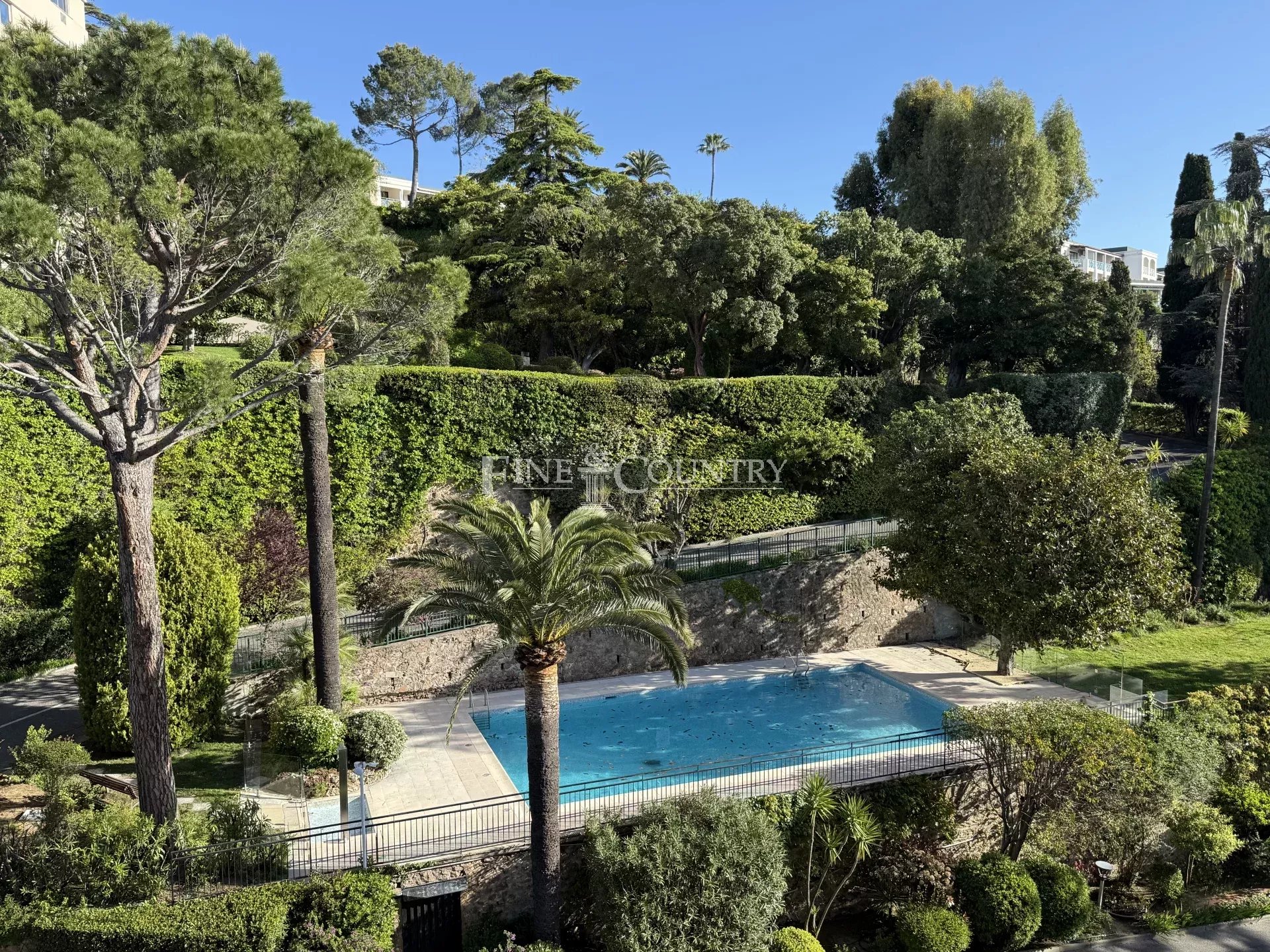 Photo of Sea view apartment for sale in Cannes
