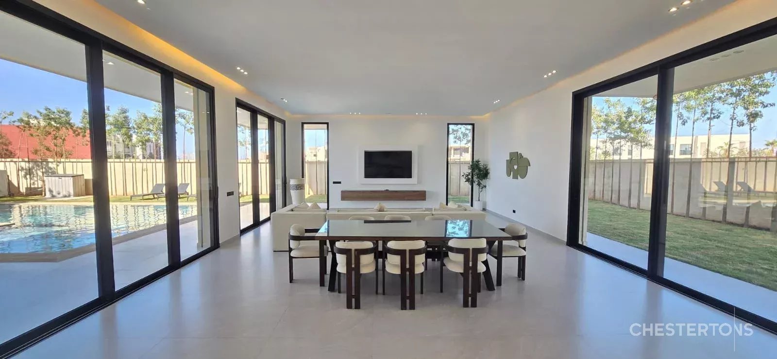 Image of Villa - 5 Bedrooms for Sale in Marrakech-Ménara-Marrakech-Morocco, Image 6