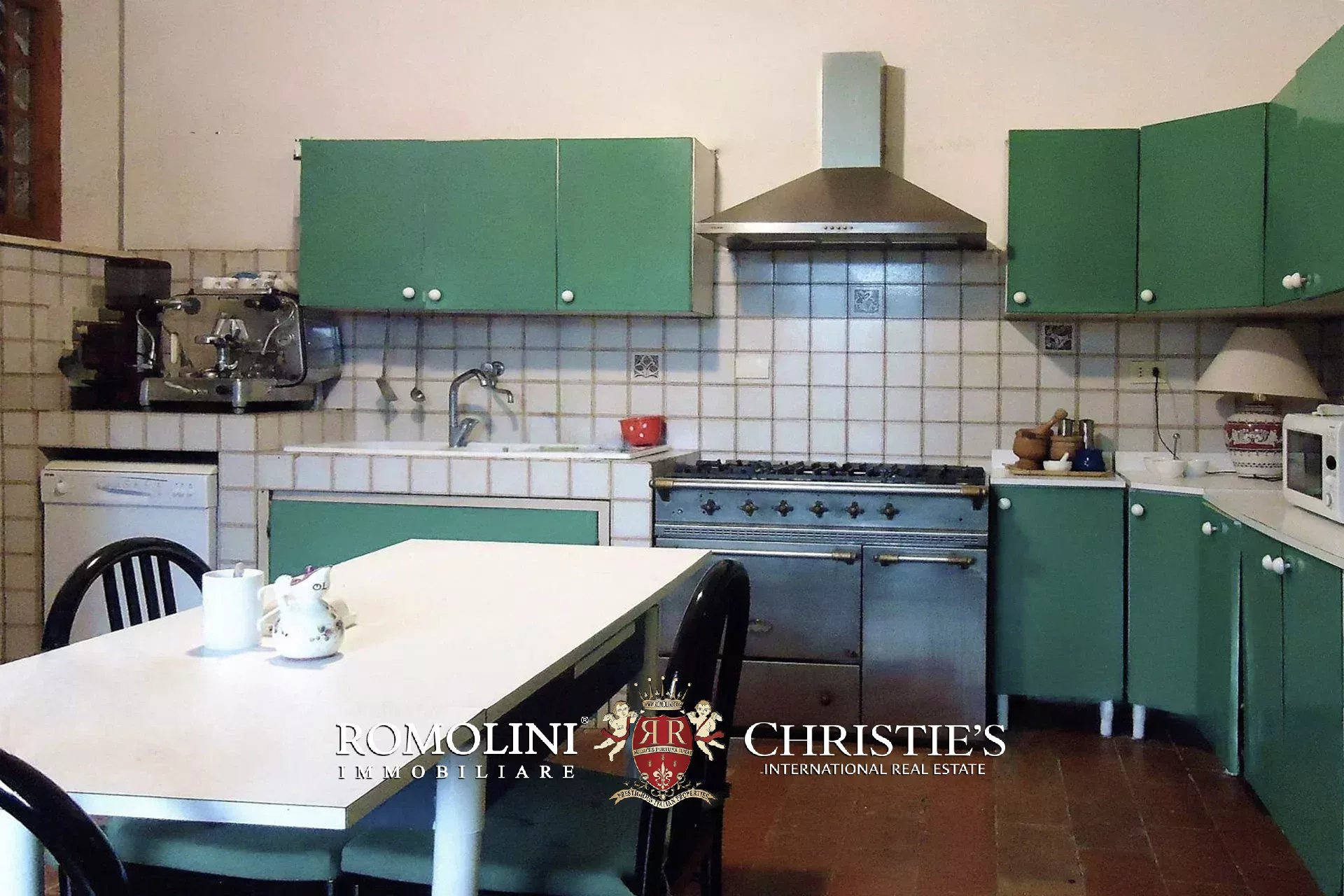 UMBRIAN COUNTRY ESTATE FOR SALE NEAR TODI