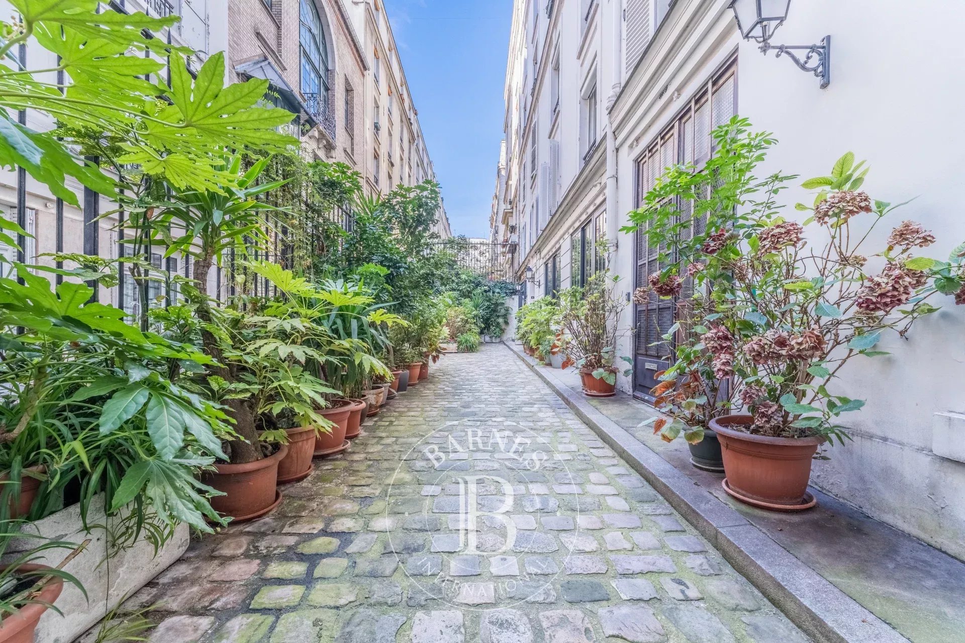 Daire Paris 9ème - picture 14